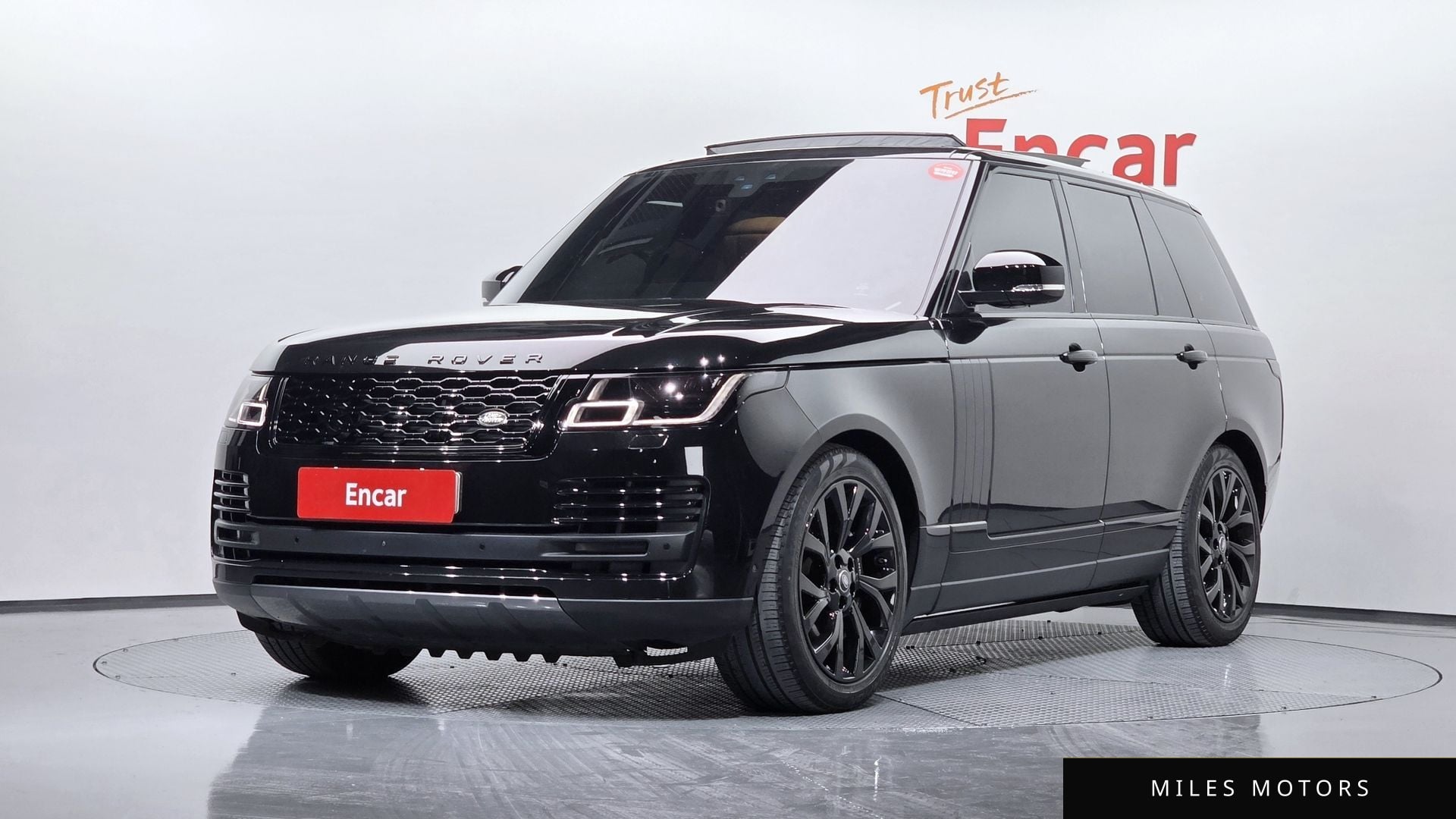 Land Rover Range Rover 2021 — фото 1 из 12