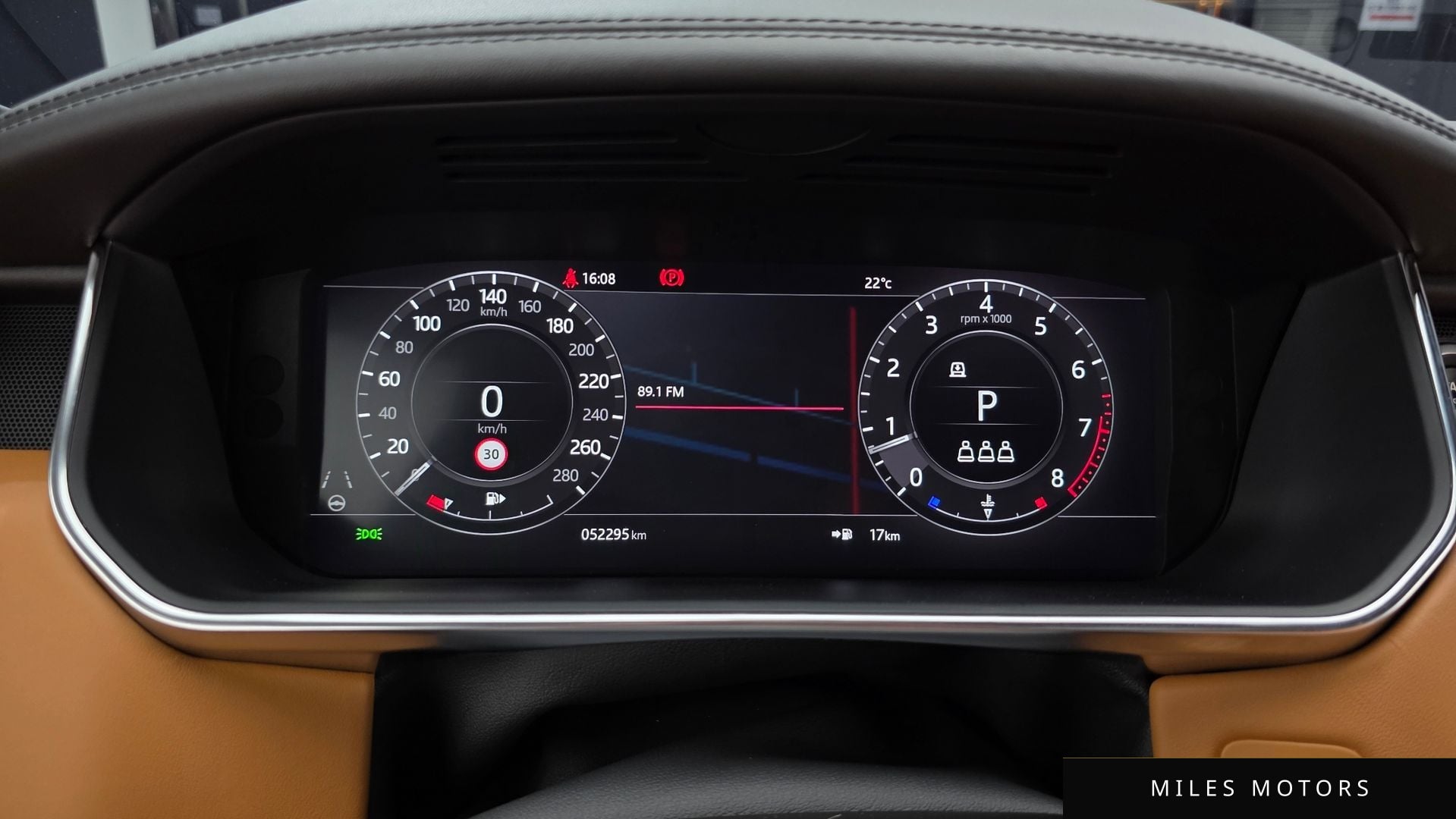 Land Rover Range Rover 2021 — миниатюра 8