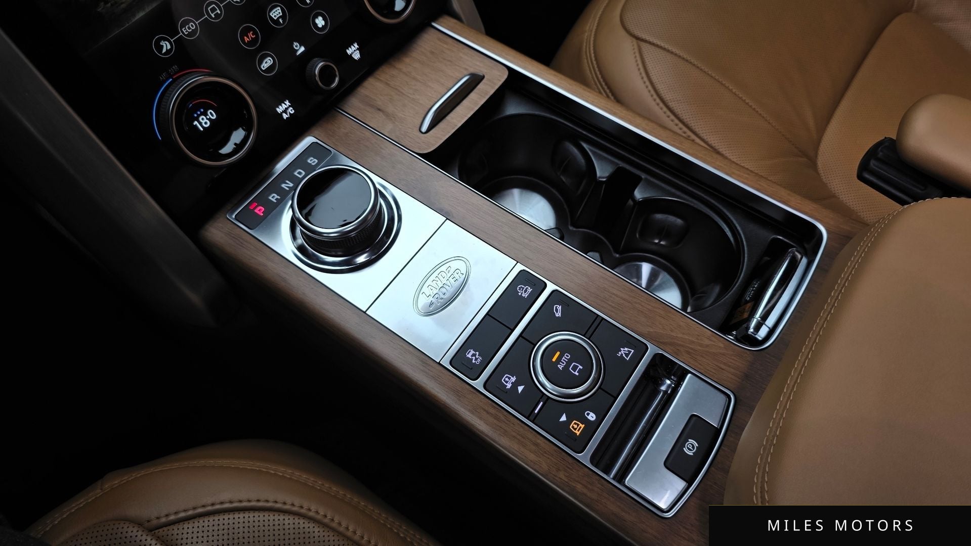 Land Rover Range Rover 2021 — миниатюра 9