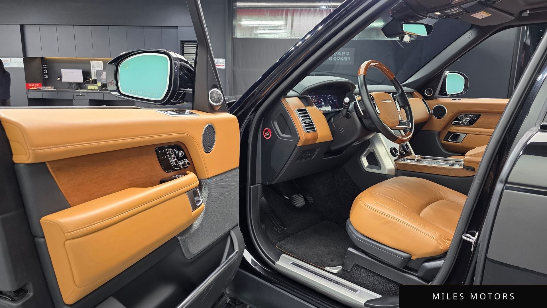 Land Rover Range Rover 2021 — миниатюра 10
