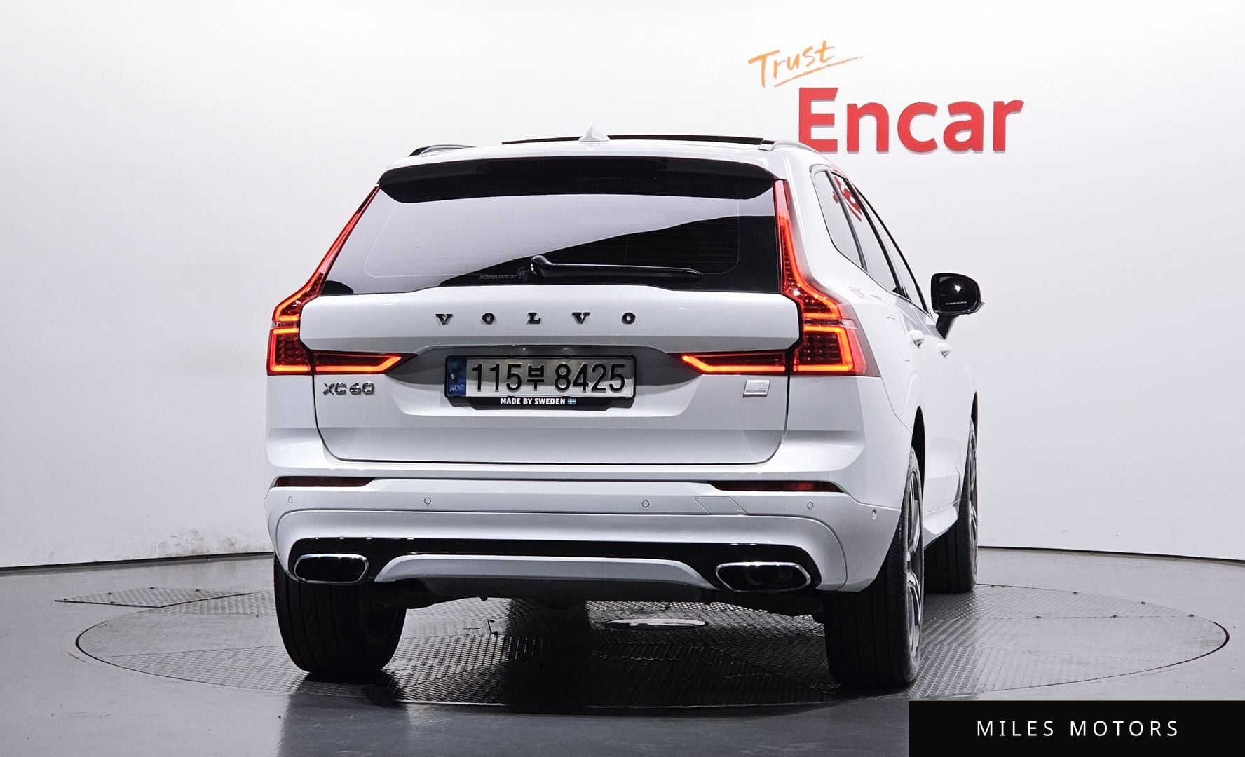 Volvo XC60 2021 — миниатюра 3