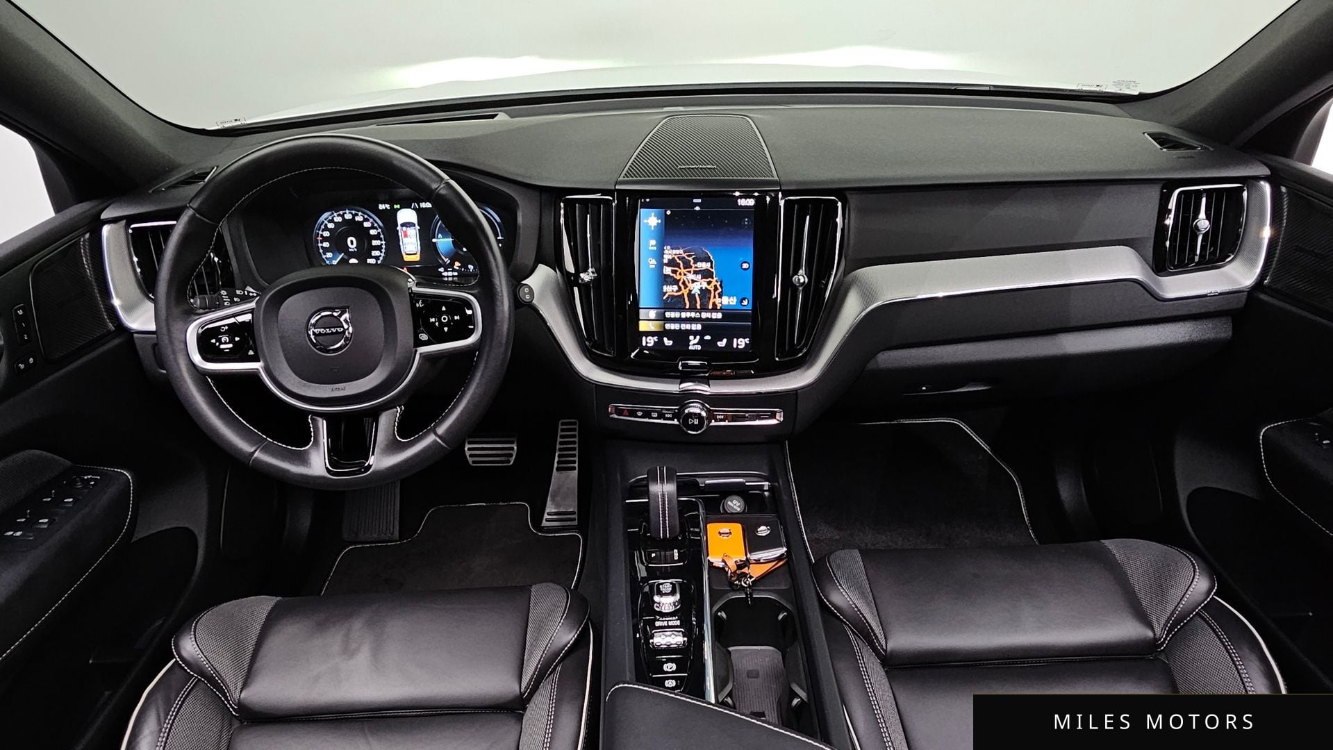 Volvo XC60 2021 — миниатюра 9