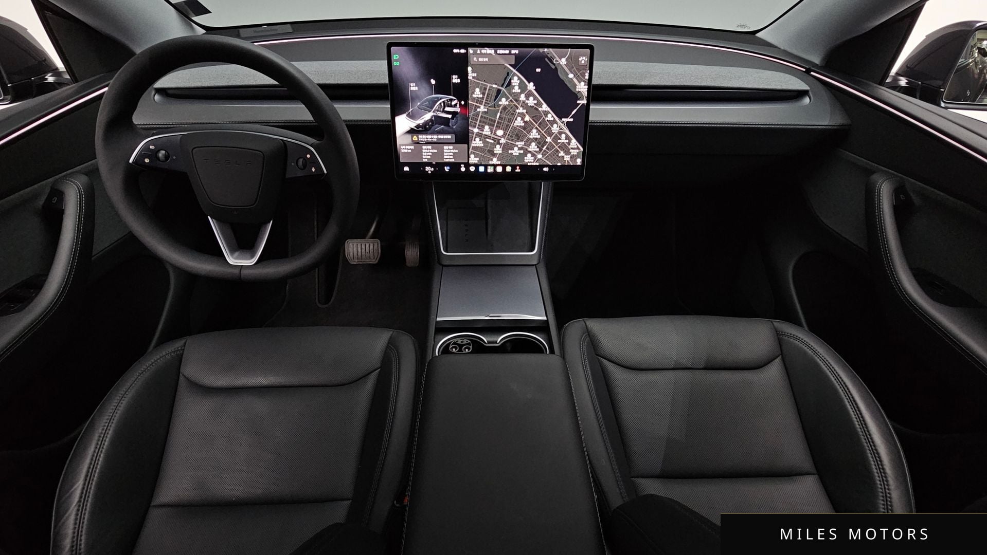 Tesla Model Y 2025 — миниатюра 9
