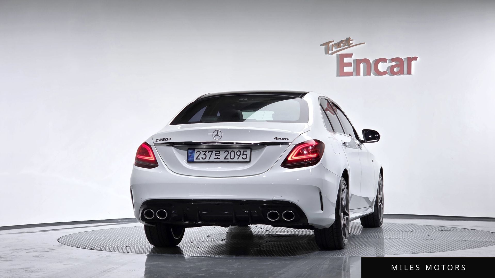 Mercedes-Benz C-Class W205 2019 — миниатюра 3