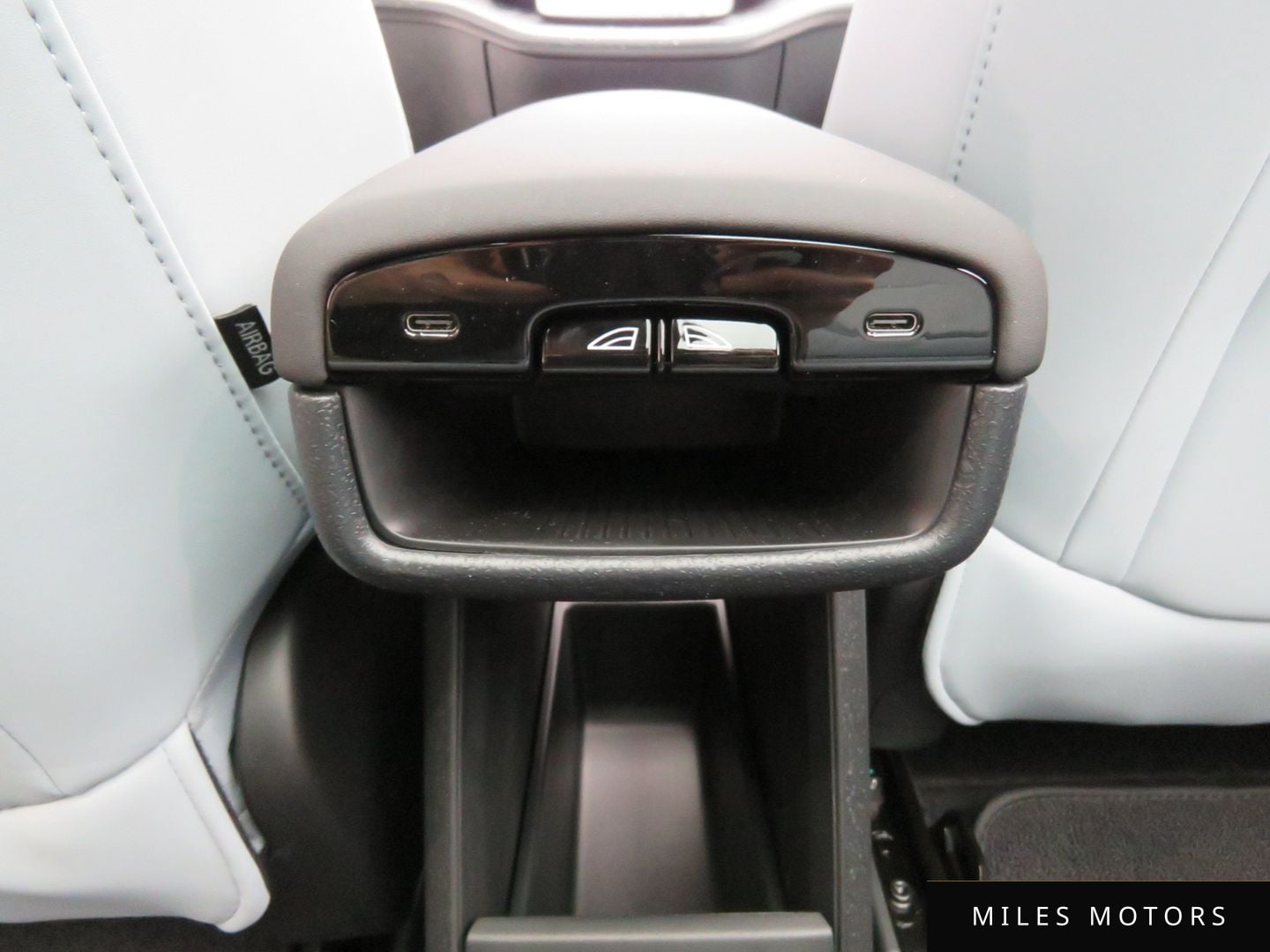 Volvo EX30 2026 — миниатюра 12