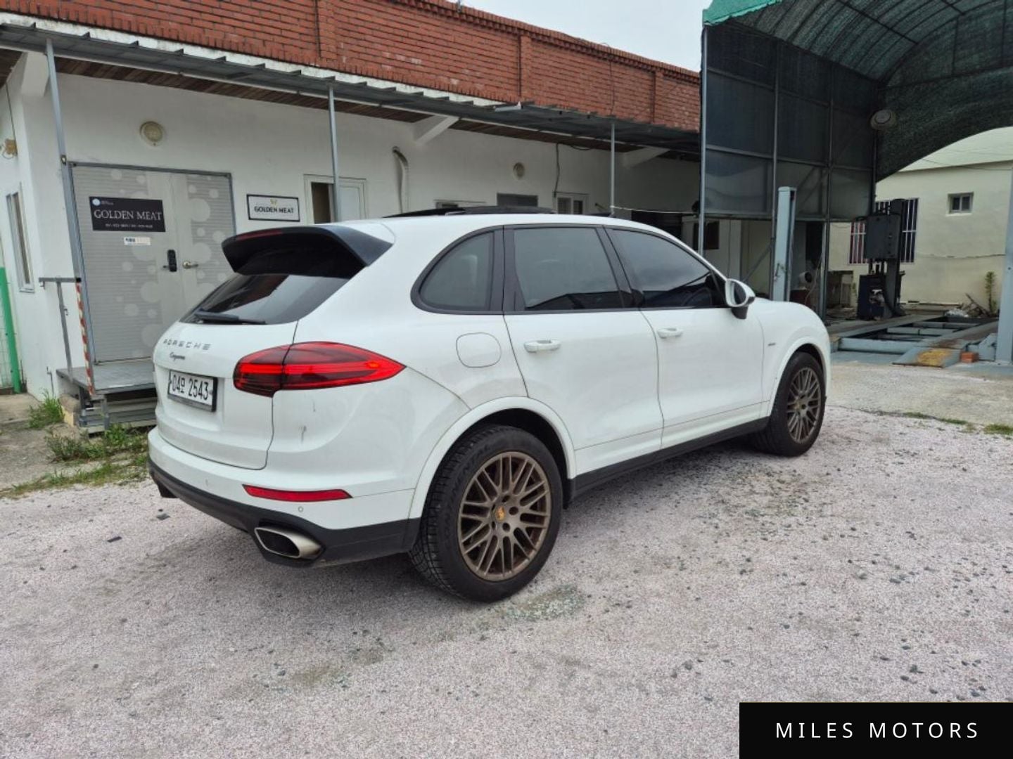 Porsche Cayenne 2017 — миниатюра 2