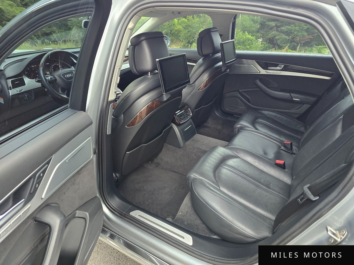 Audi A8 2013 — миниатюра 11
