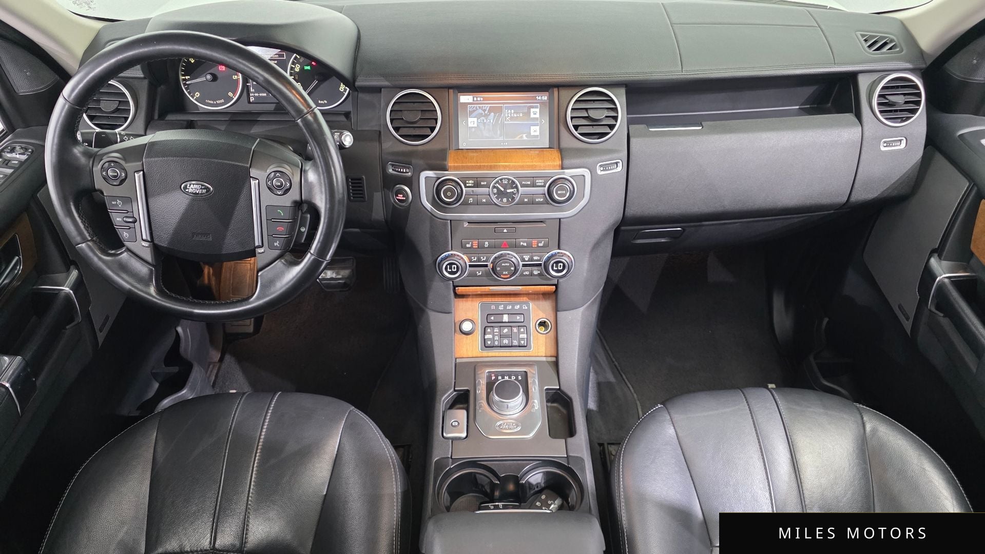 Land Rover Discovery 2016 — миниатюра 7