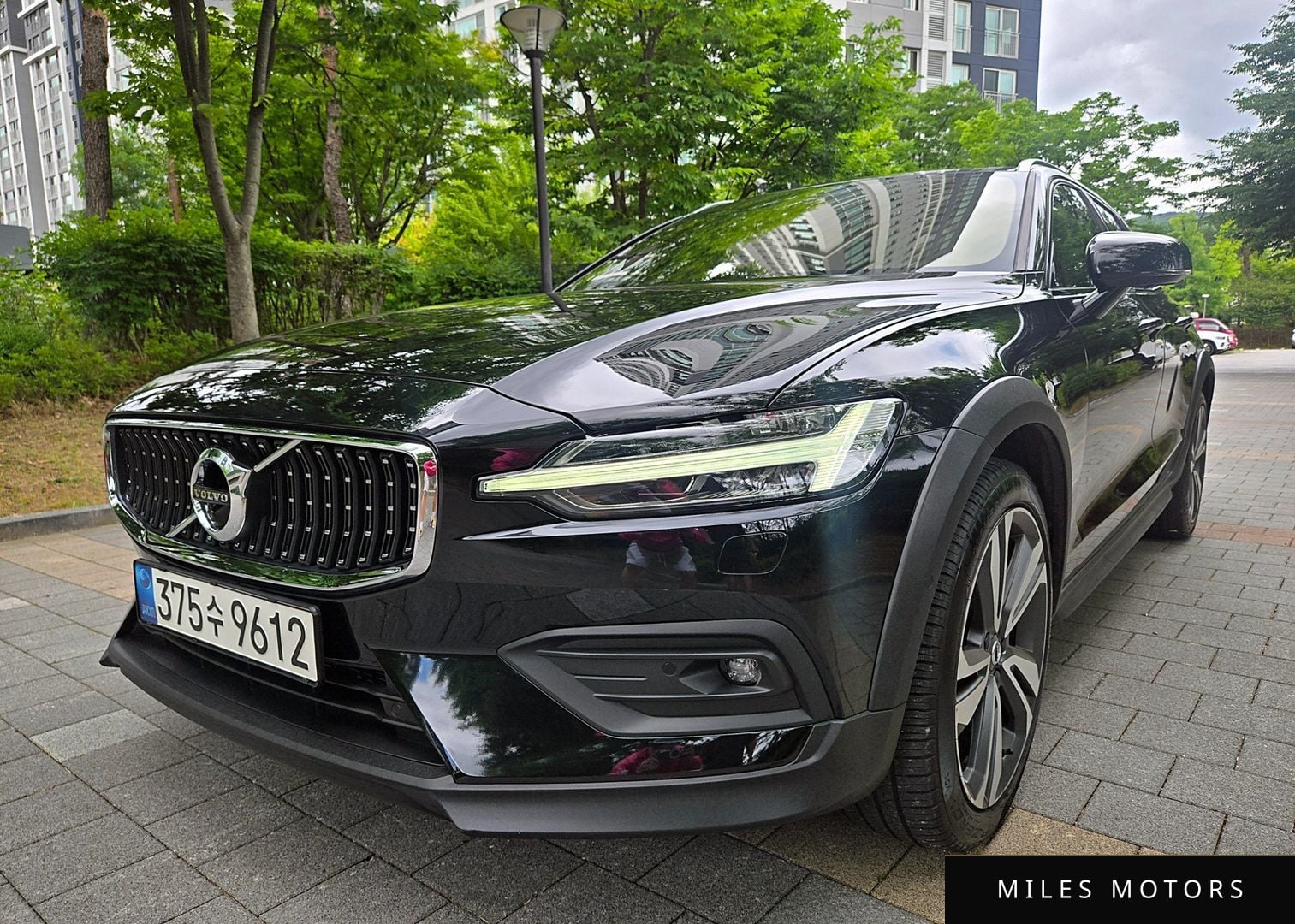 Volvo V60 2021 — миниатюра 2