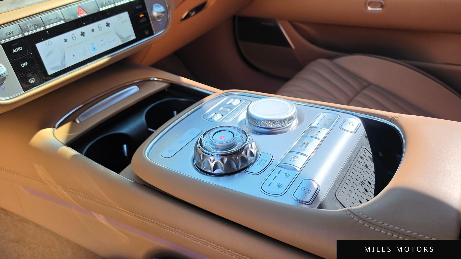 Genesis G90 (RS4) 2023 — миниатюра 9