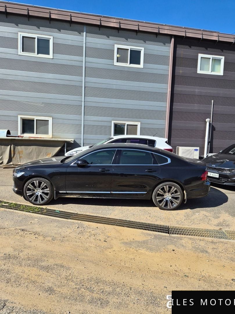 Volvo S90 2024 — миниатюра 4