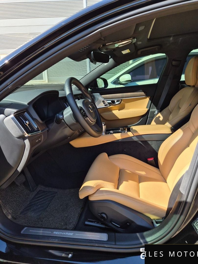 Volvo S90 2024 — миниатюра 10
