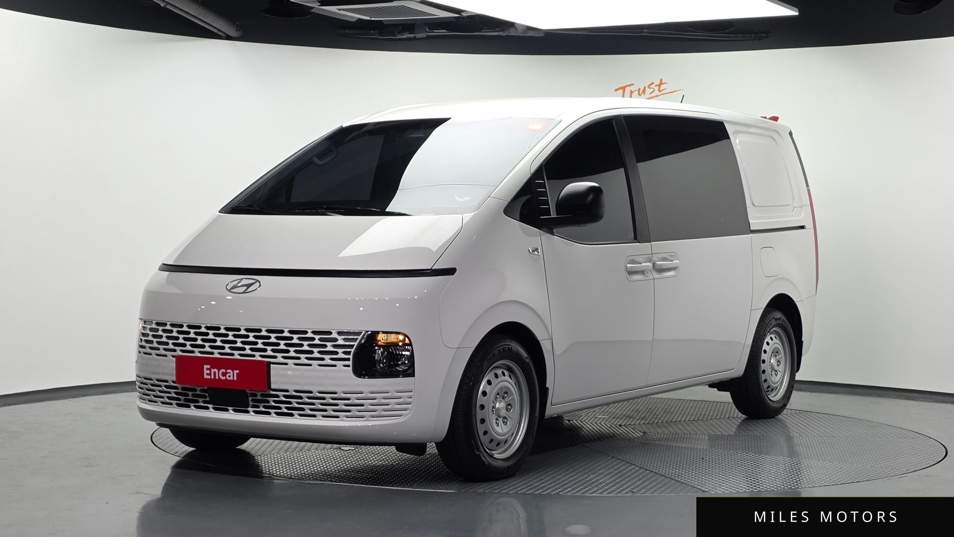 Hyundai Staria 2025