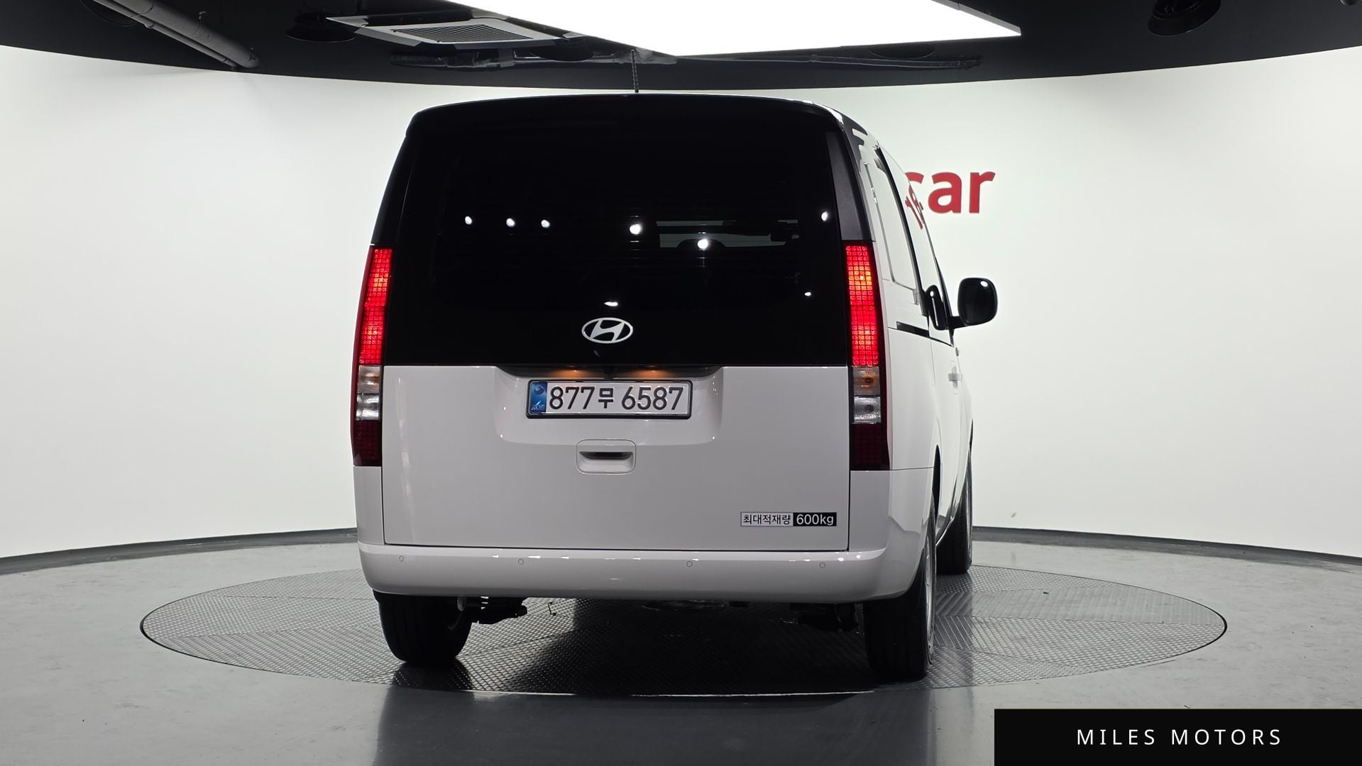 Hyundai Staria 2025 — миниатюра 4
