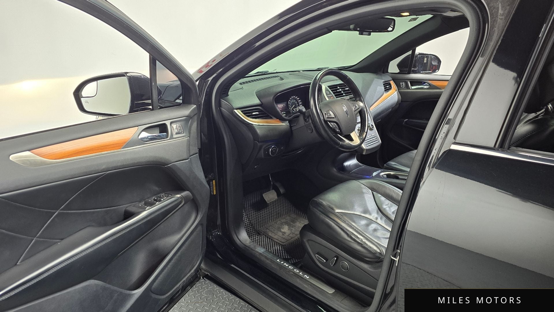 Lincoln MKC 2015 — миниатюра 10
