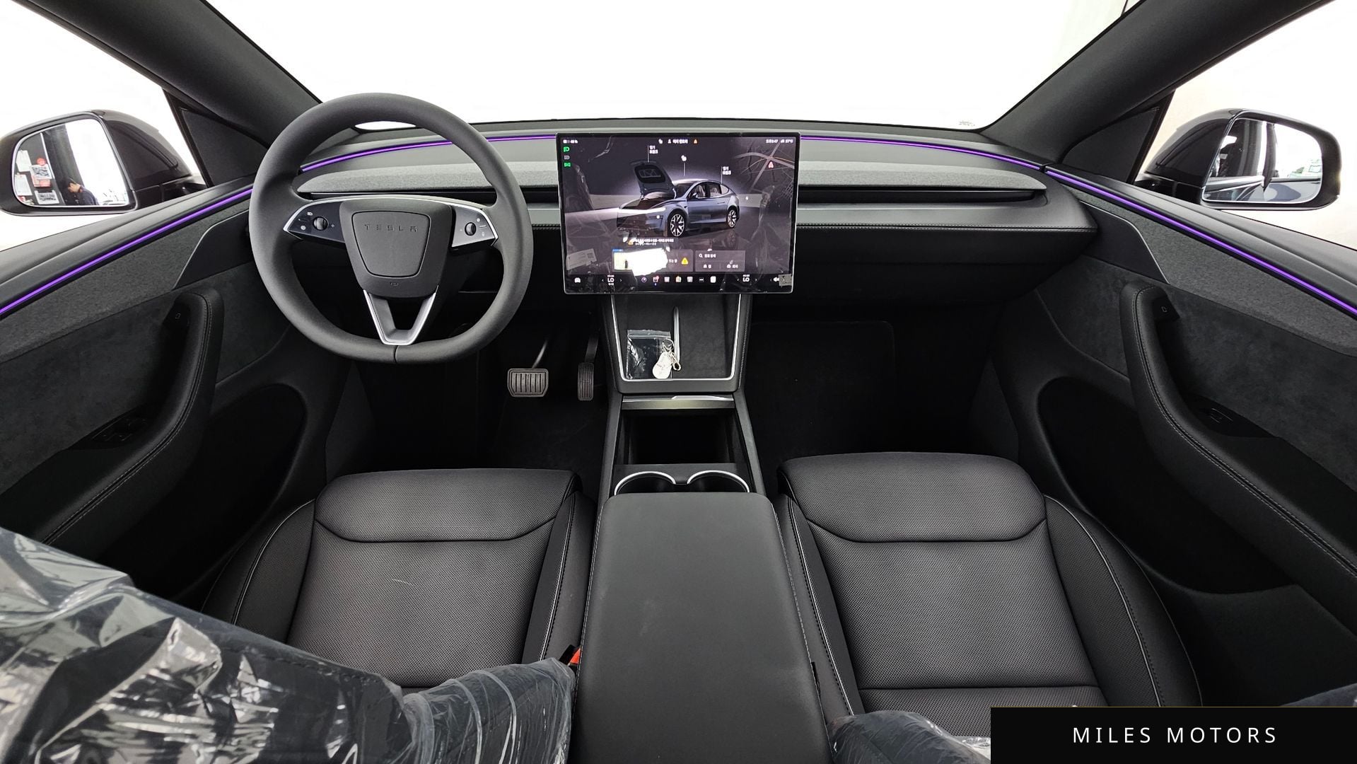 Tesla Model Y 2026 — миниатюра 10