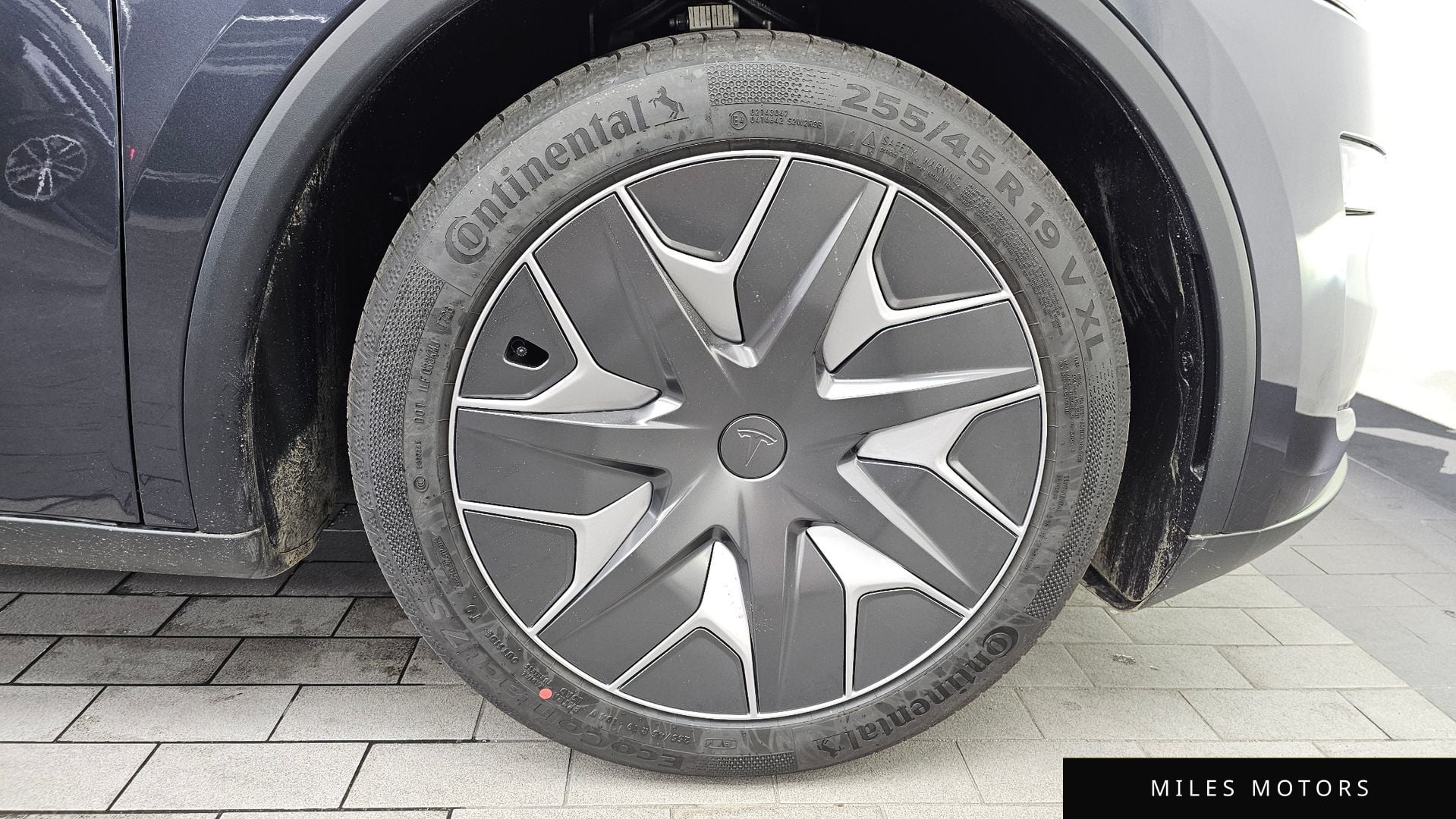 Tesla Model Y 2026 — миниатюра 7