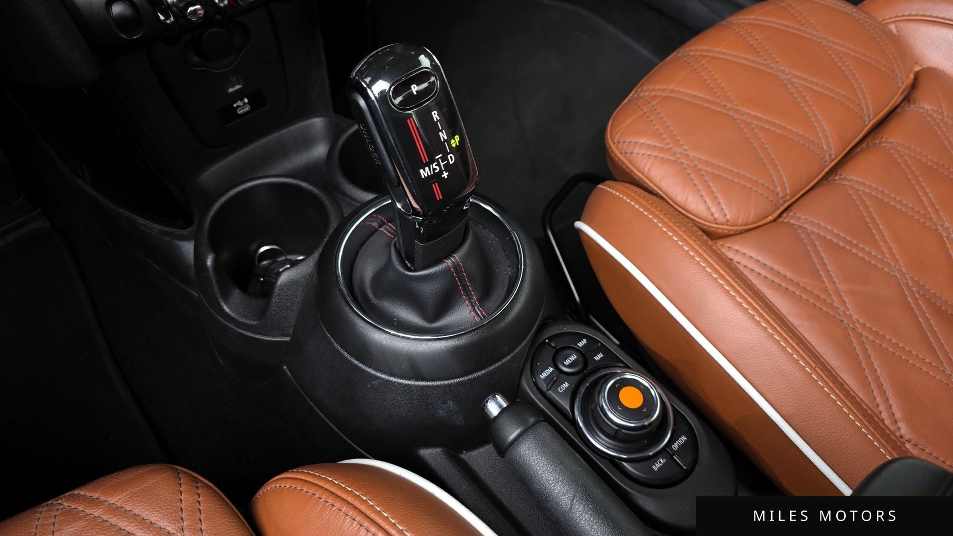 MINI Cooper Convertible 2021 — миниатюра 12