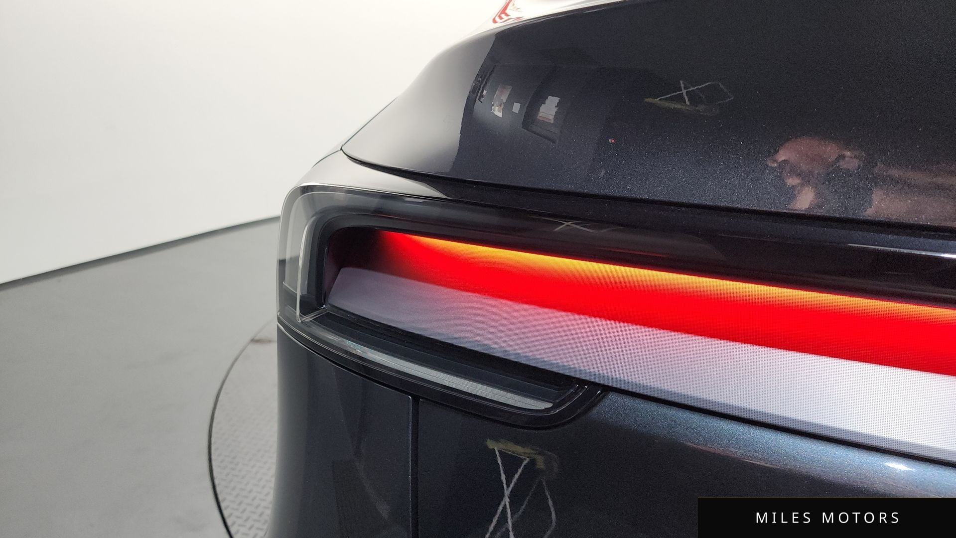 Tesla Model Y 2025 — миниатюра 9