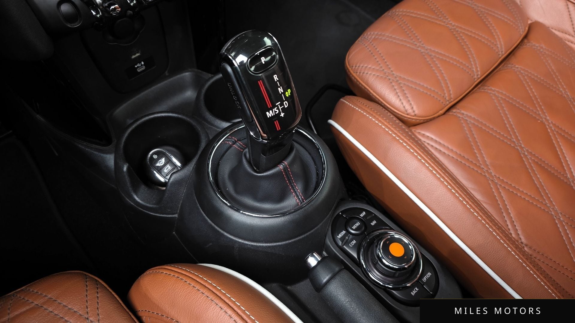 MINI Cooper Convertible 2021 — миниатюра 12