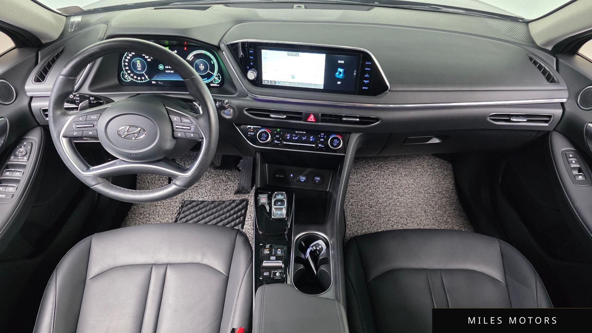 Hyundai Sonata 2022 — миниатюра 9