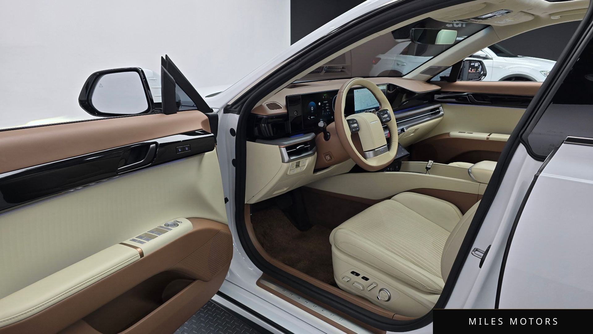 Hyundai Grandeur 2023 — миниатюра 10
