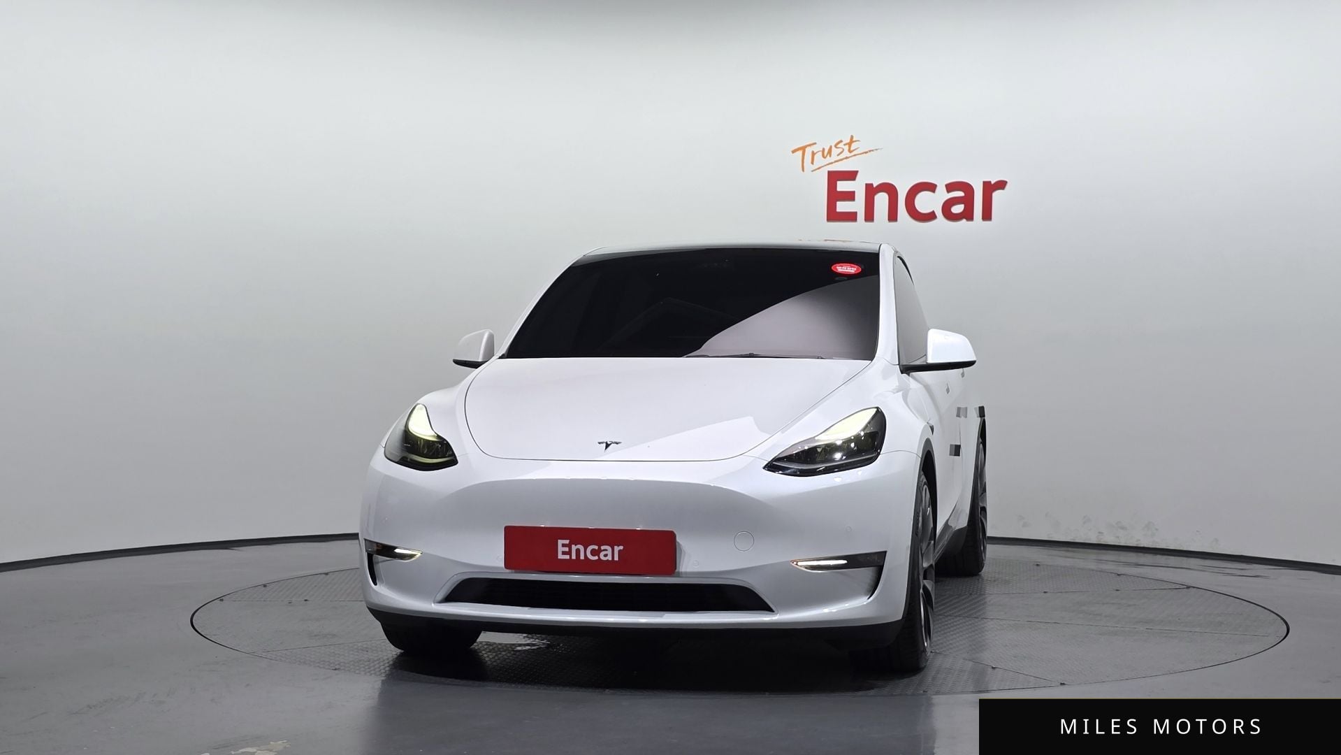 Tesla Model Y 2021 — миниатюра 3