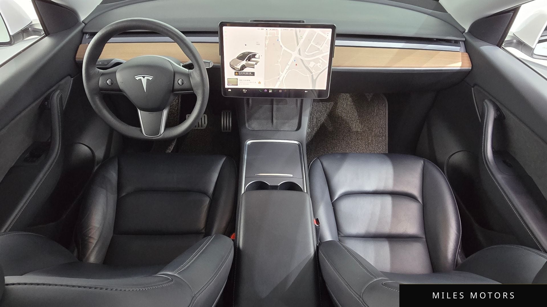 Tesla Model Y 2021 — миниатюра 9