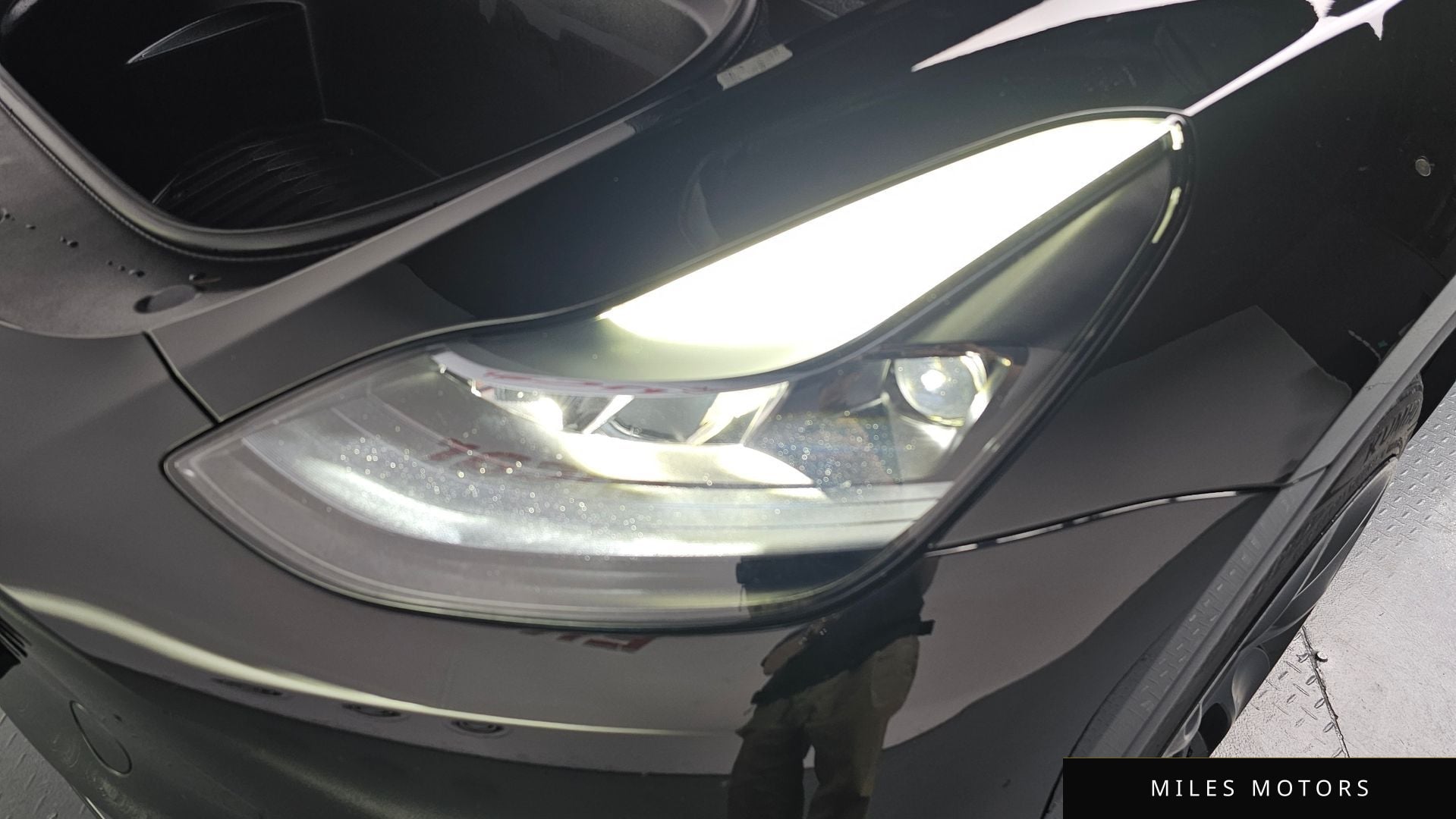 Tesla Model Y 2024 — миниатюра 7