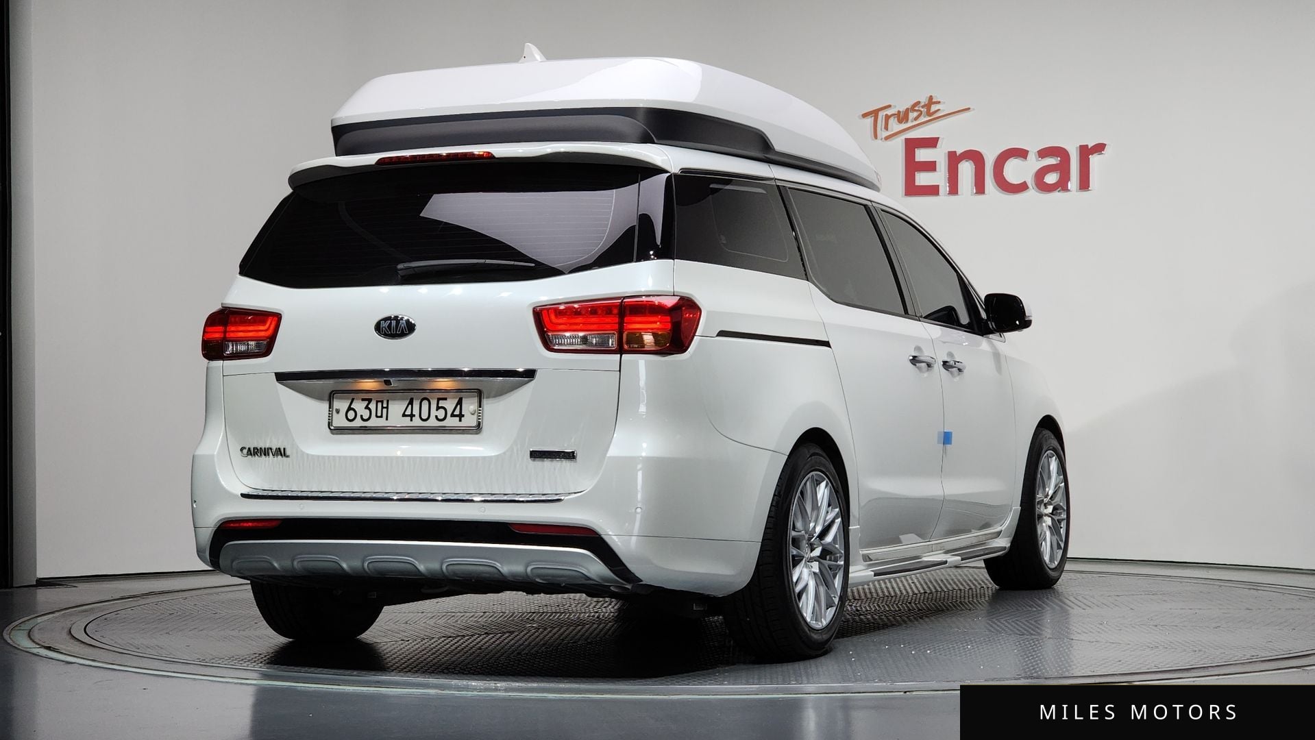 Kia Canival 2018 — миниатюра 2