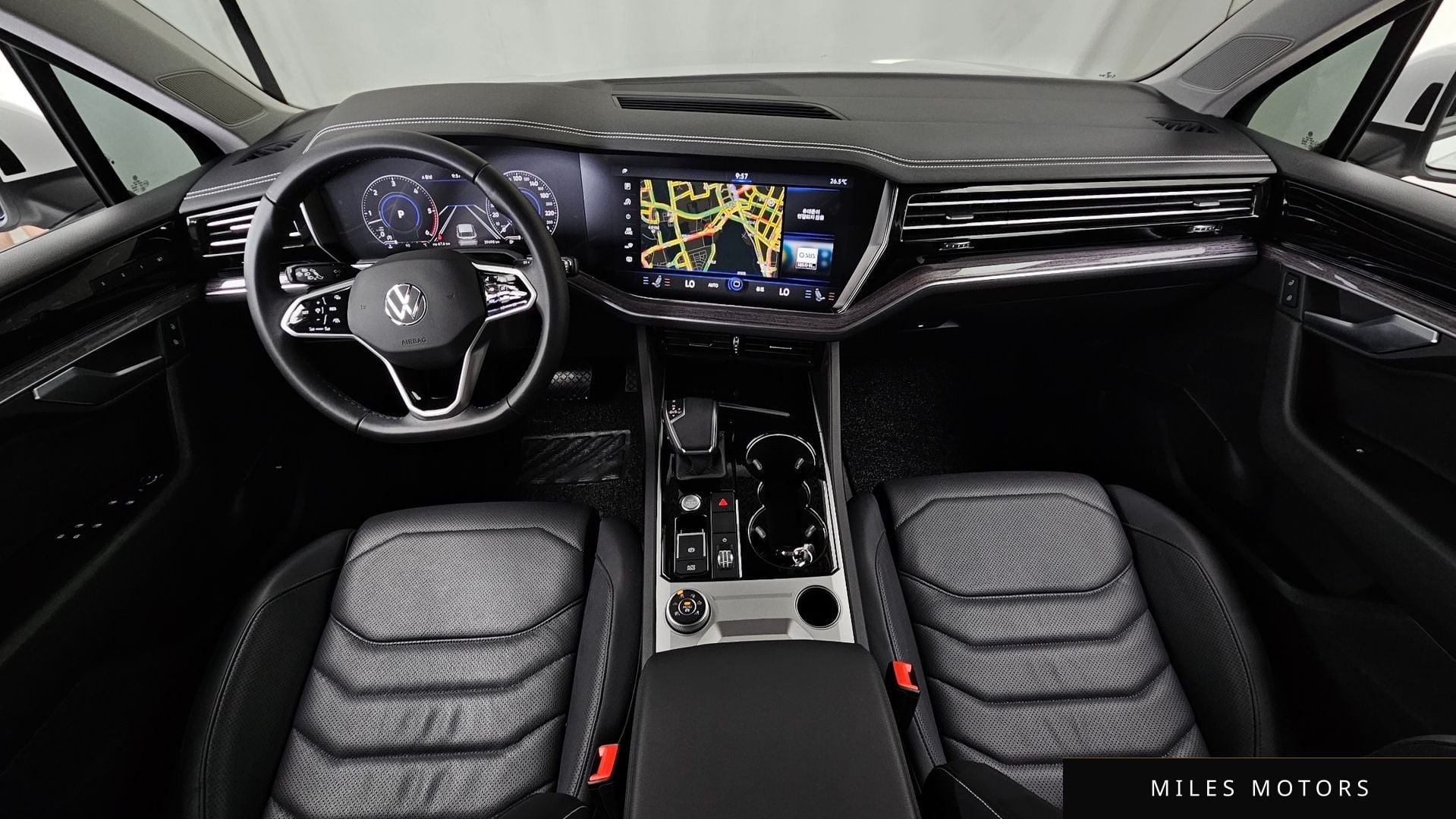 Volkswagen Touareg 2023 — миниатюра 10