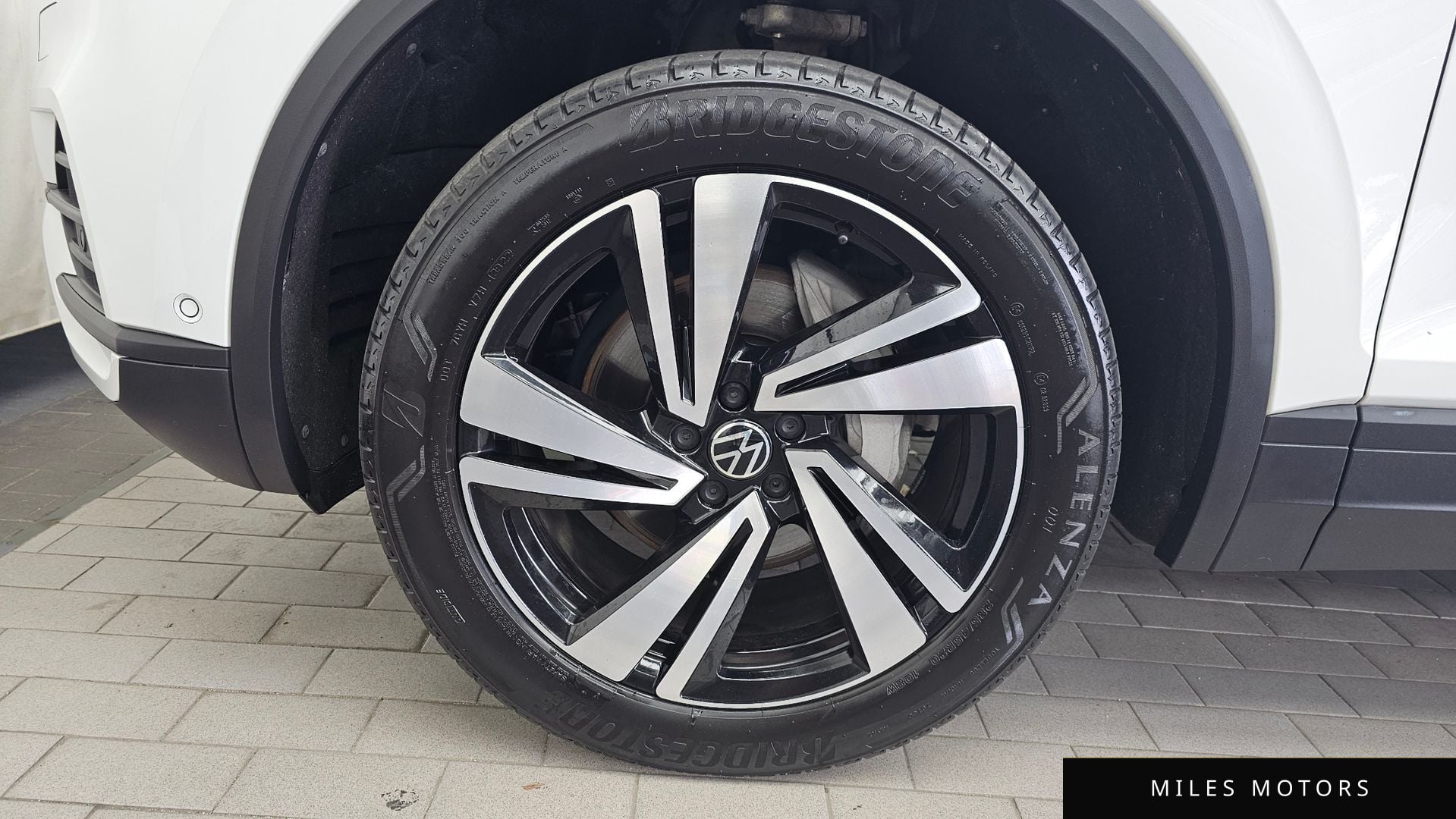 Volkswagen Touareg 2023 — миниатюра 7