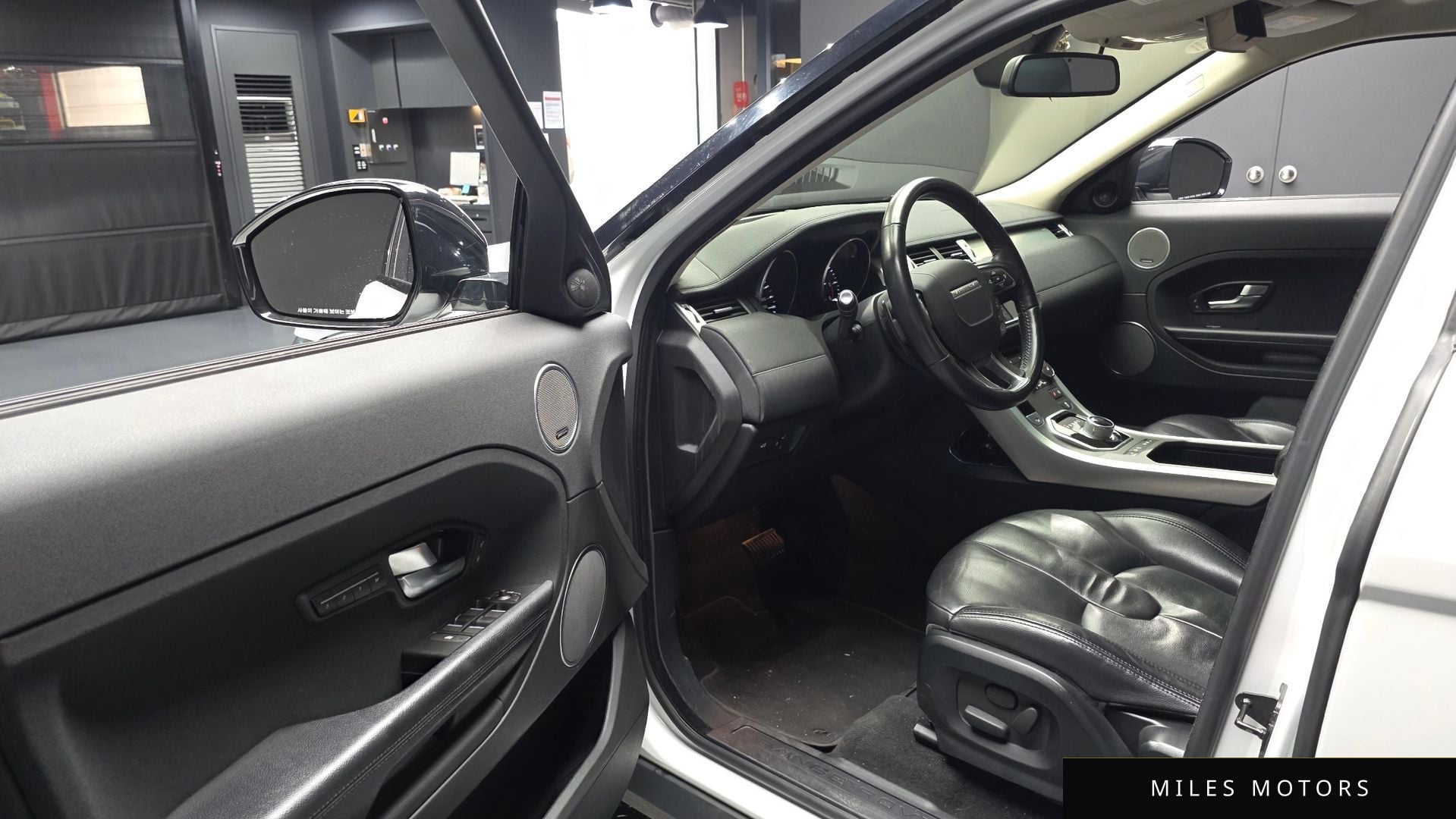Land Rover Range Rover Evoque 2015 — миниатюра 10