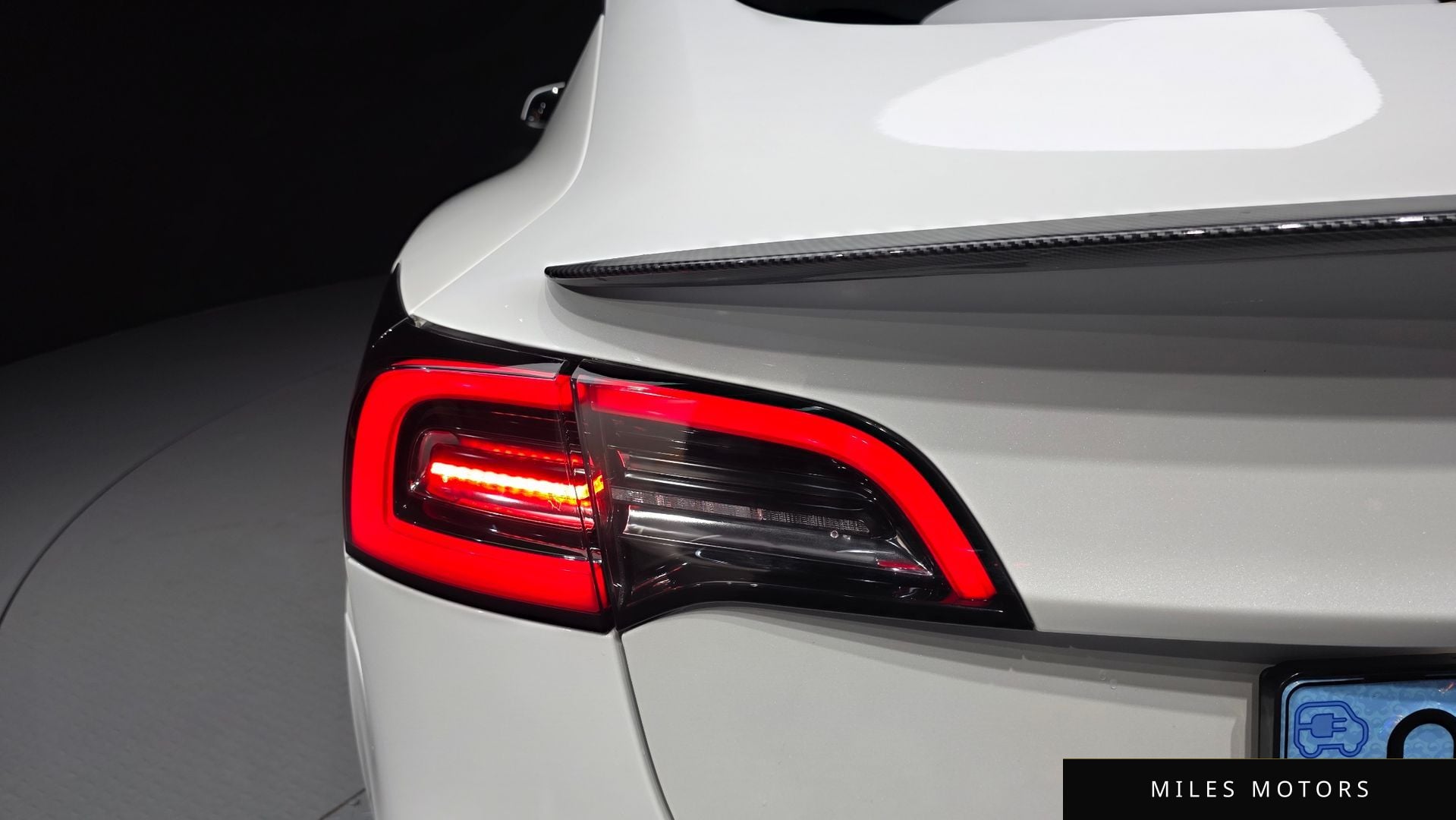 Tesla Model 3 2021 — миниатюра 9