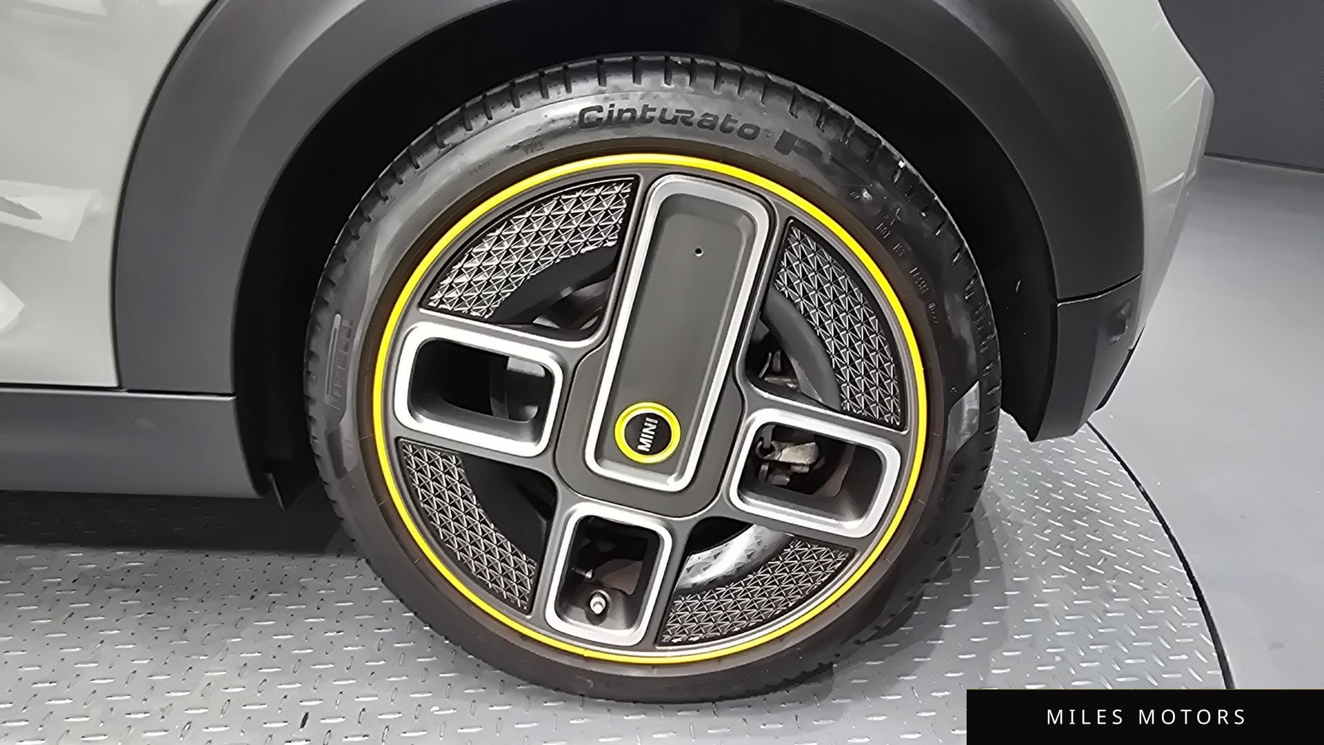 MINI Cooper 2023 — миниатюра 7