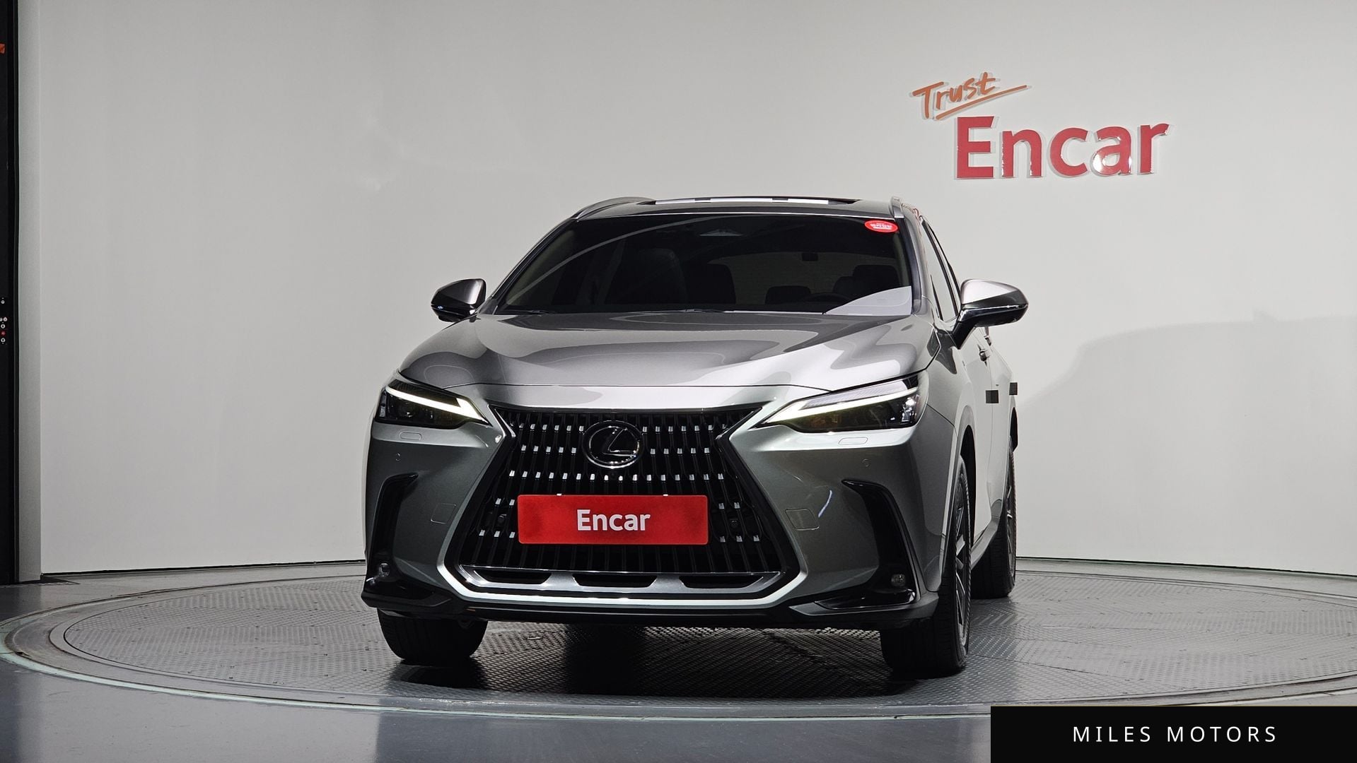 Лексус NX450h+ 2025 — миниатюра 3