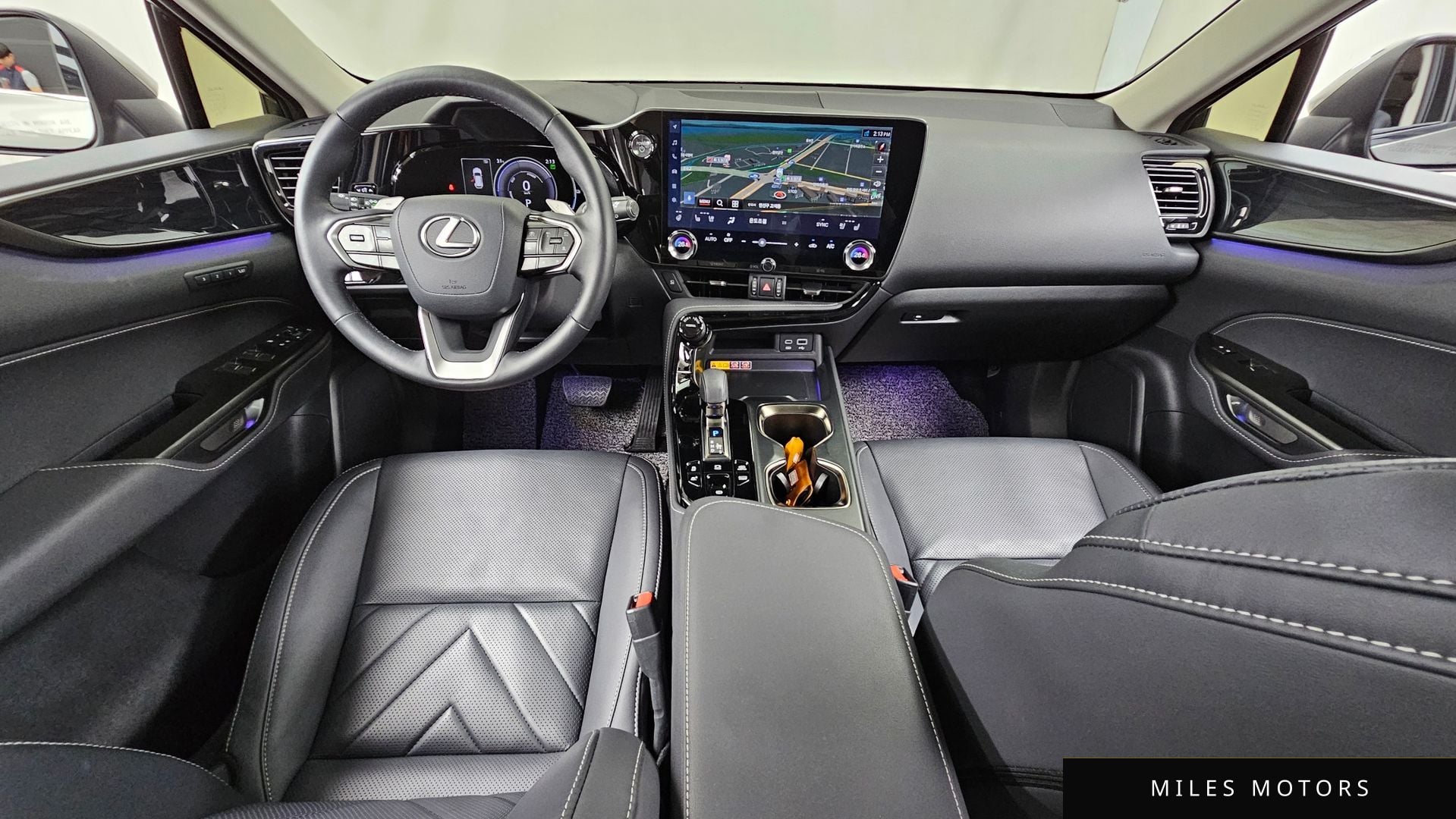 Лексус NX450h+ 2025 — миниатюра 10