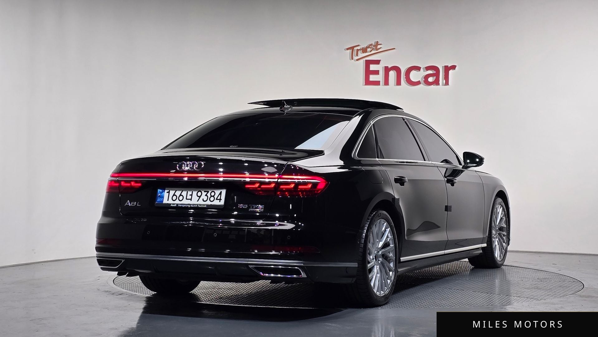 Audi A8 (D5) 2021 — миниатюра 2