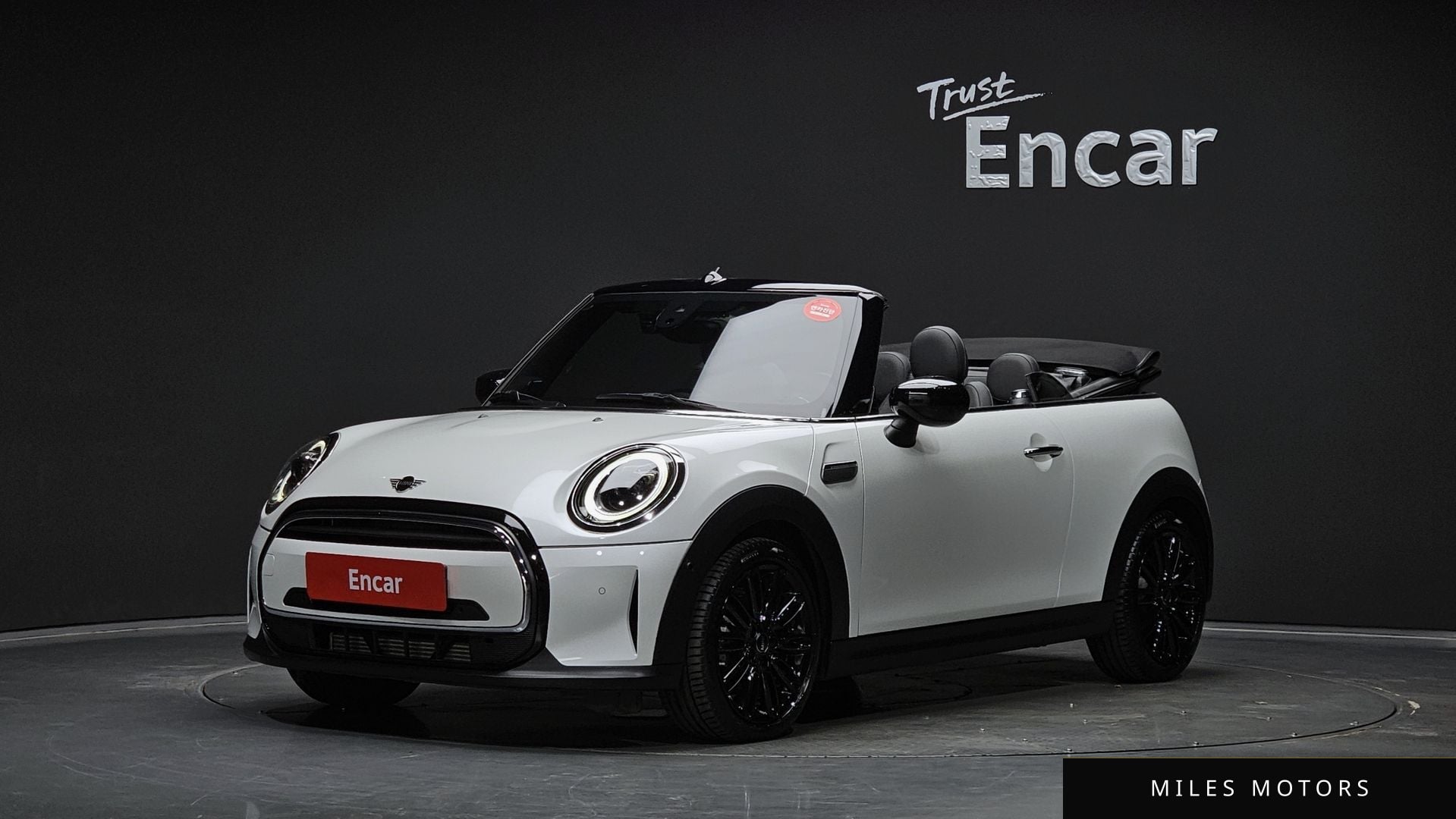 MINI Cooper Convertible 2024 — фото 1 из 12