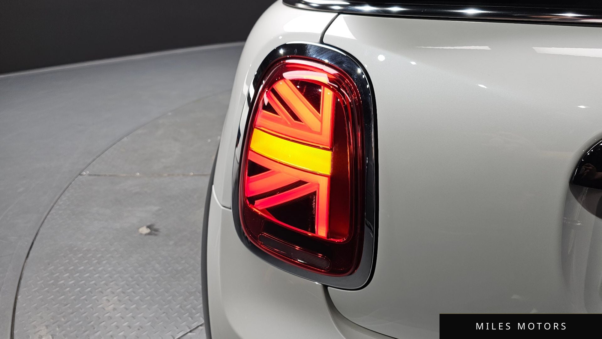MINI Cooper Convertible 2024 — миниатюра 9