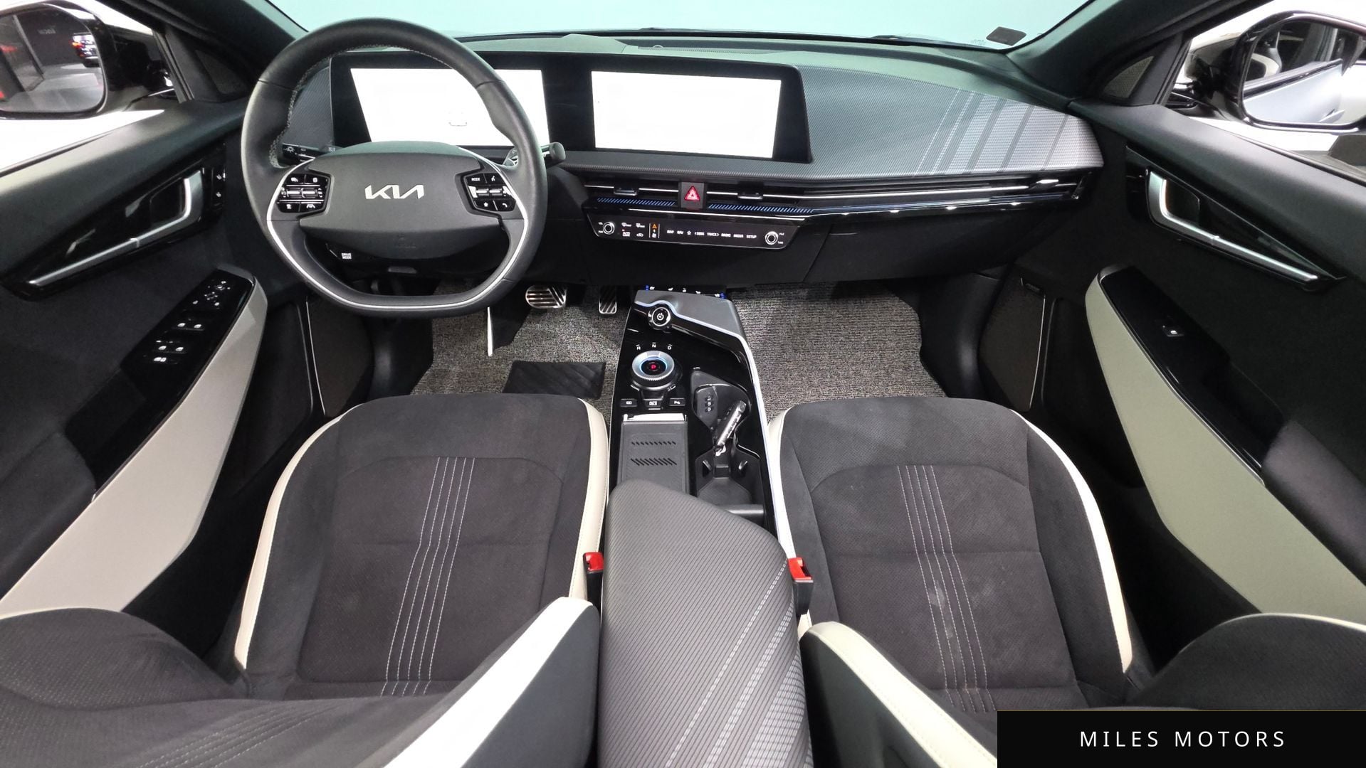 Kia EV6 2024 — миниатюра 10