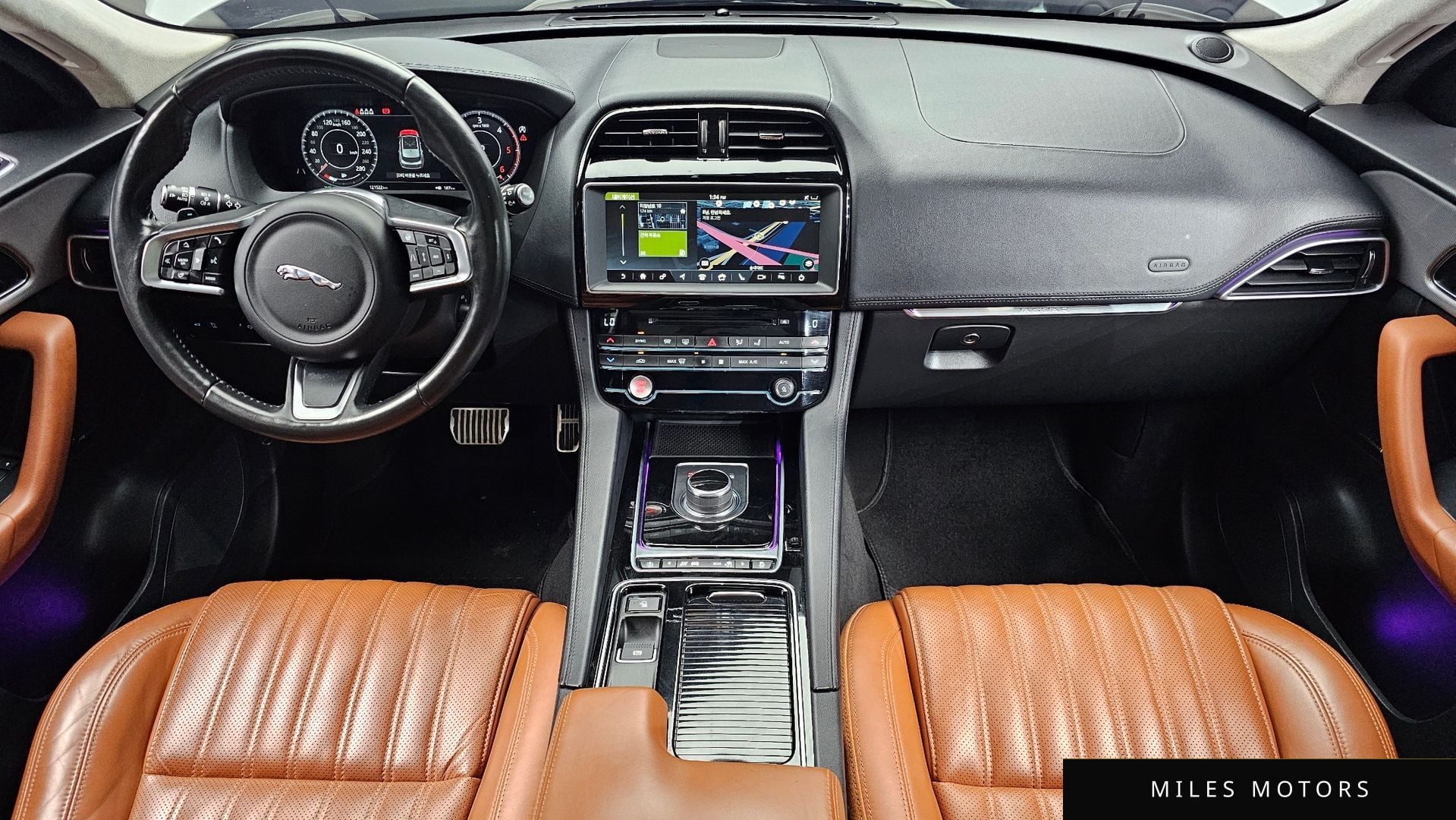 Jaguar F-PACE 2019 — миниатюра 7