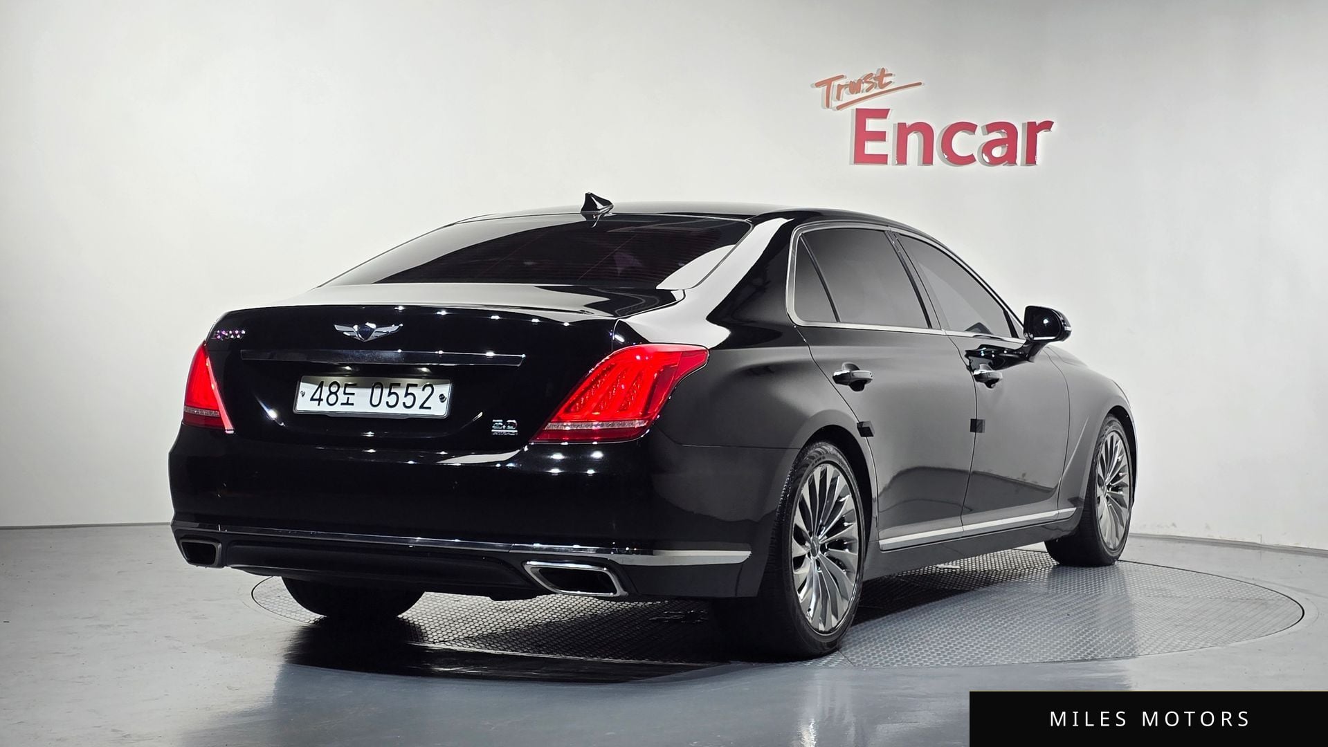 Genesis EQ900 2016 — миниатюра 2