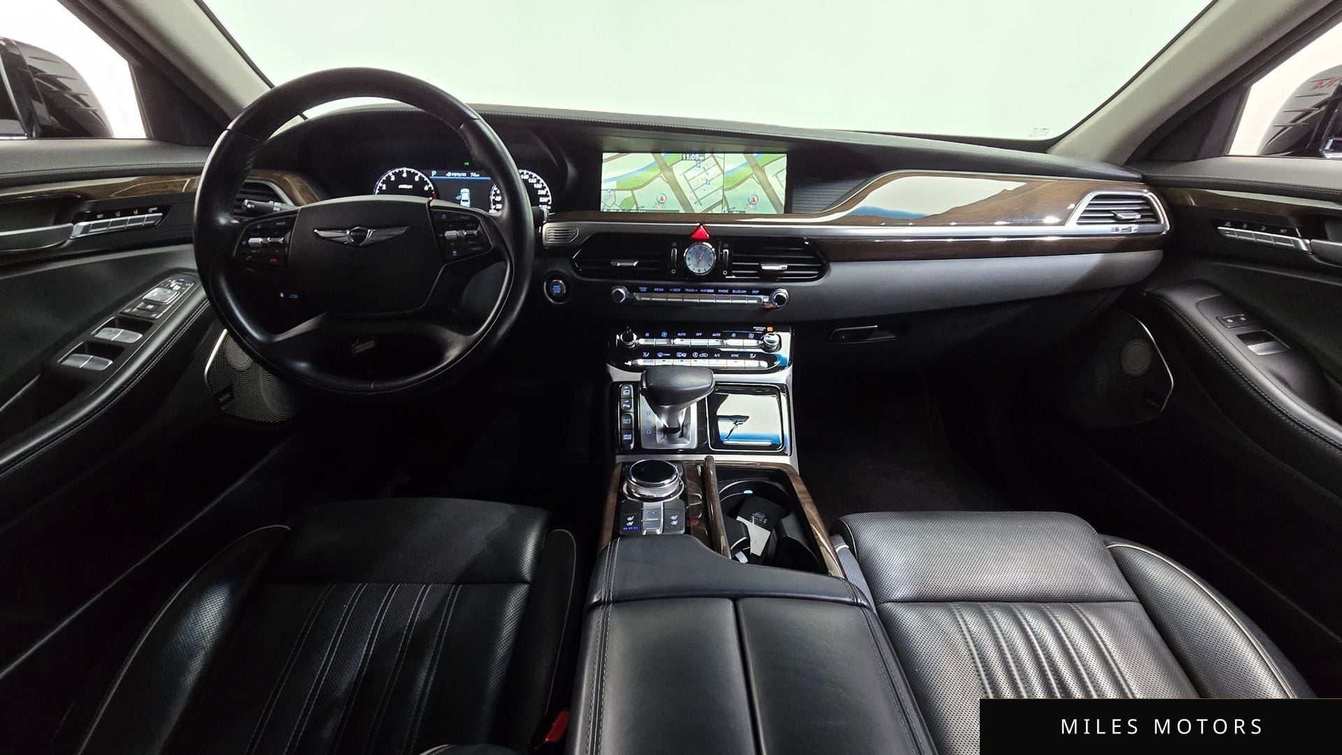 Genesis EQ900 2016 — миниатюра 7