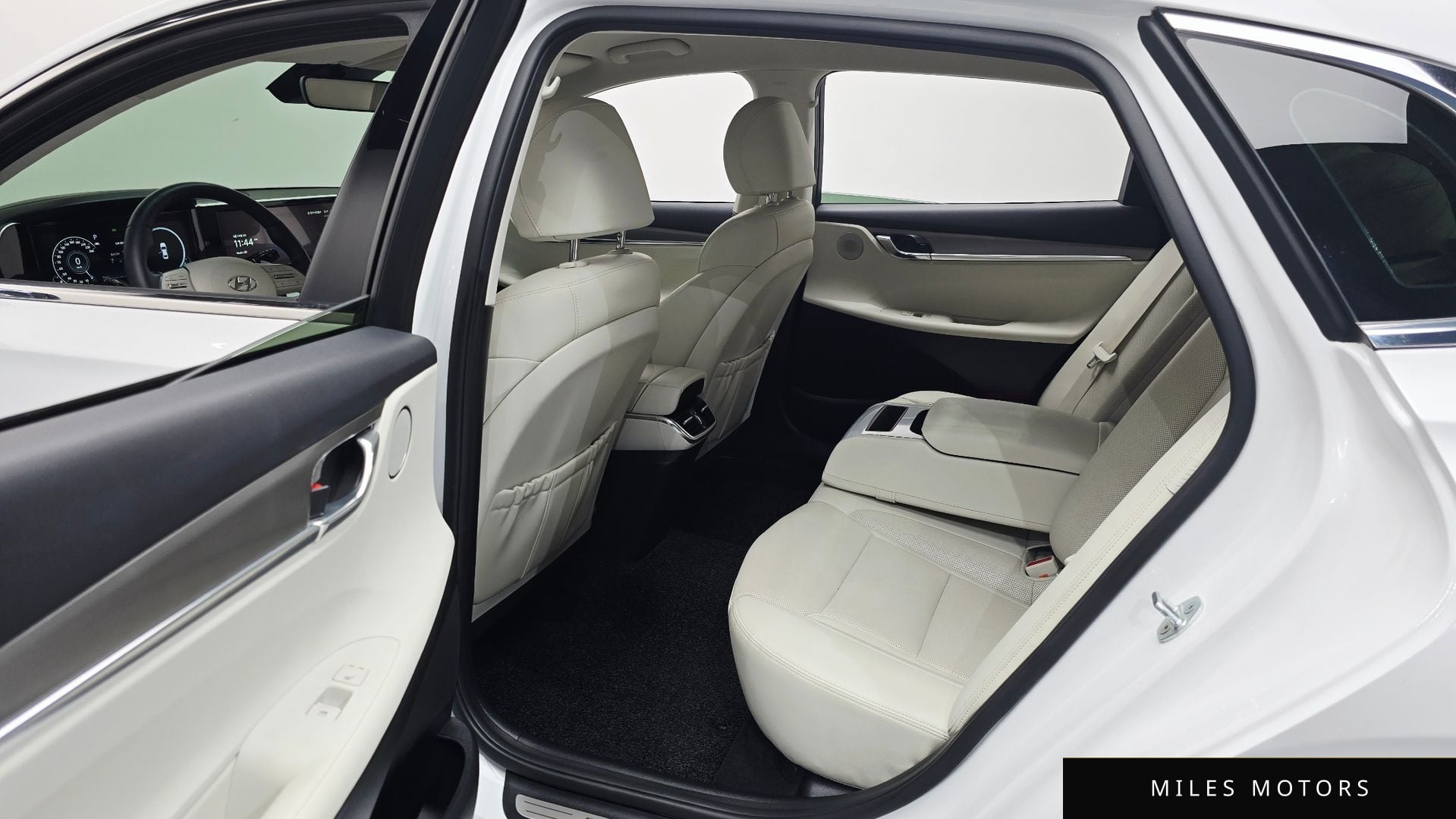 Hyundai Grandeur 2022 — миниатюра 11