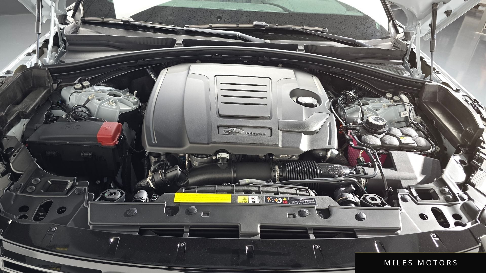Land Rover Range Rover Velar 2026 — миниатюра 6