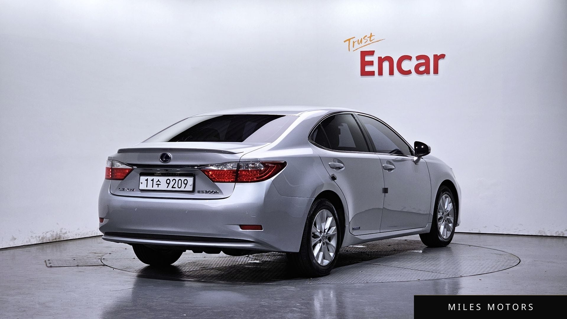 Лексус ES300h 2015 — миниатюра 2