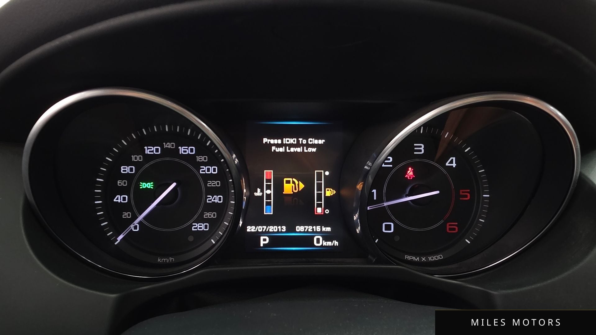 Jaguar XE 2016 — миниатюра 8