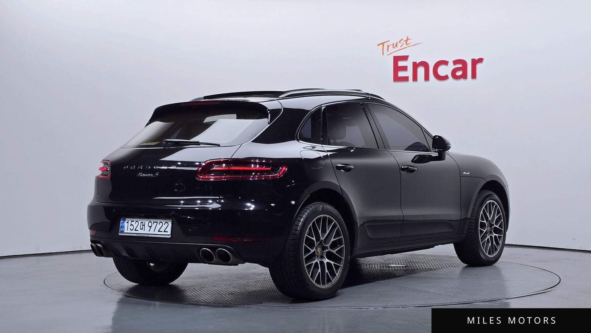 Porsche Macan 2016 — миниатюра 2