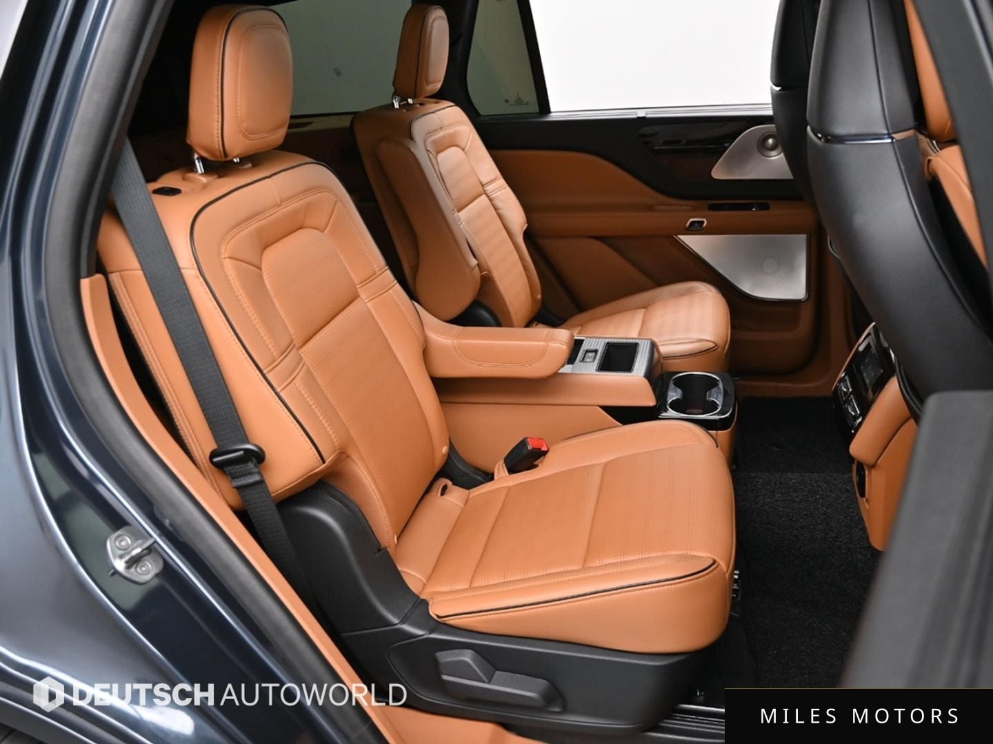 Lincoln Aviator 2021 — миниатюра 12